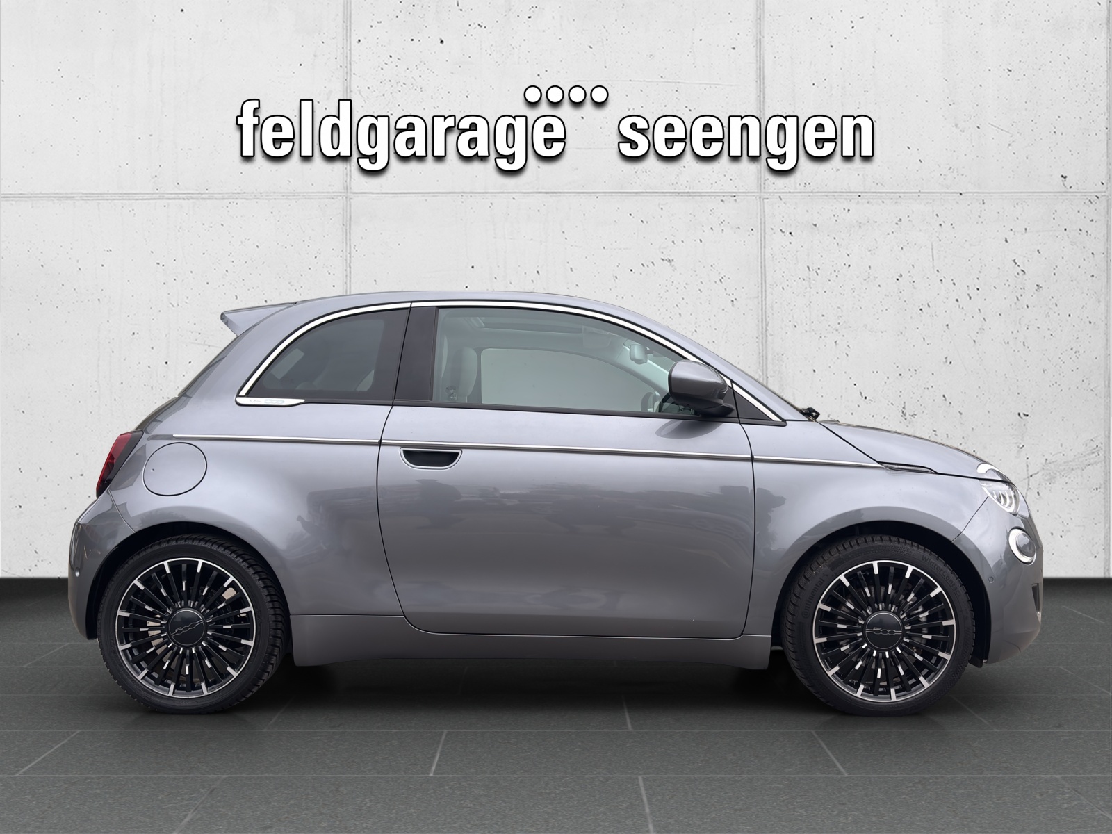 FIAT 500 electric 87 kW La Prima mit Panorama-Glasdach-showroom-element-3