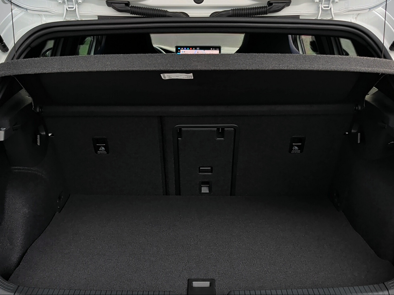 VW Golf 1.5 TSI PHEV GTE-image-9