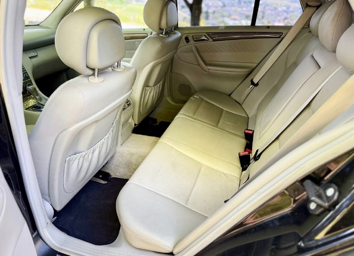 MERCEDES-BENZ C 350 Avantgarde 4Matic Automatic-image-9