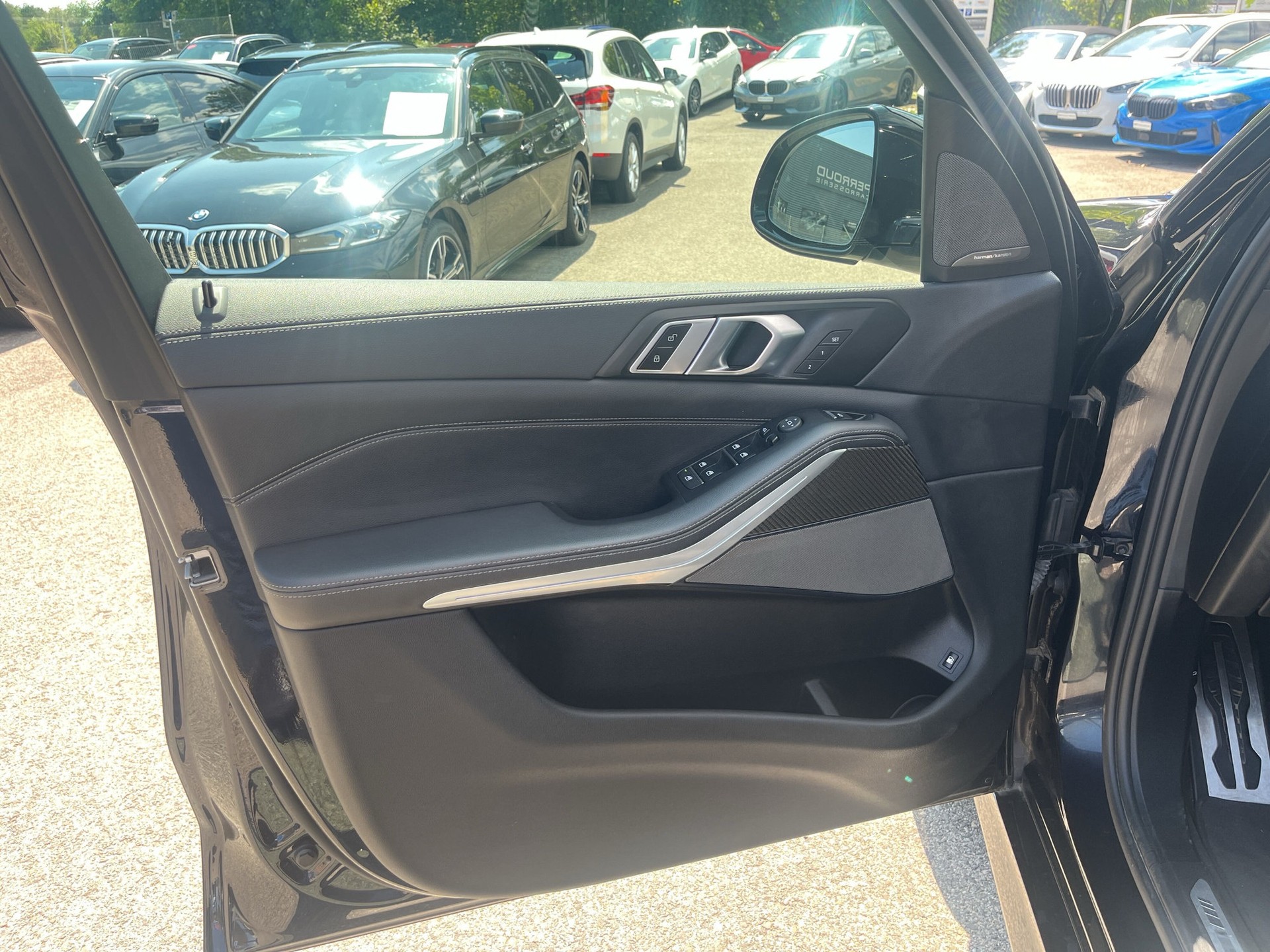 BMW X5 xDrive45e M Sport Steptronic-image-16