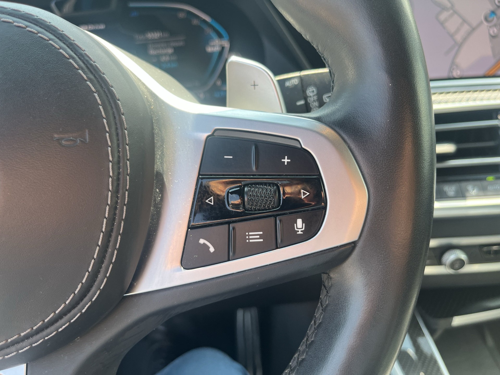 BMW X5 xDrive45e M Sport Steptronic-image-15