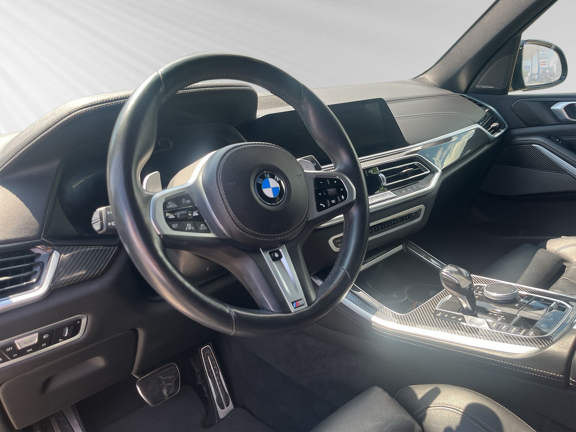 BMW X5 xDrive45e M Sport Steptronic-showroom-element-3