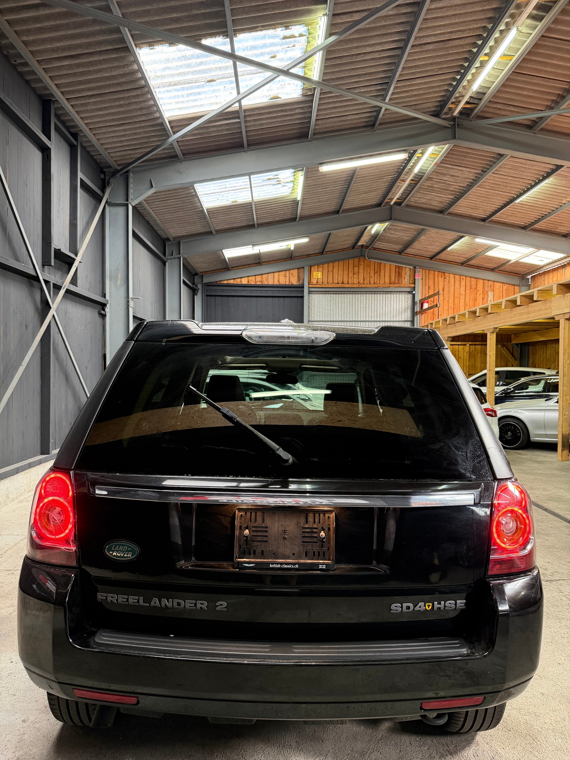 LAND ROVER Freelander 2.2 SD4 HSE Automatic-image-6