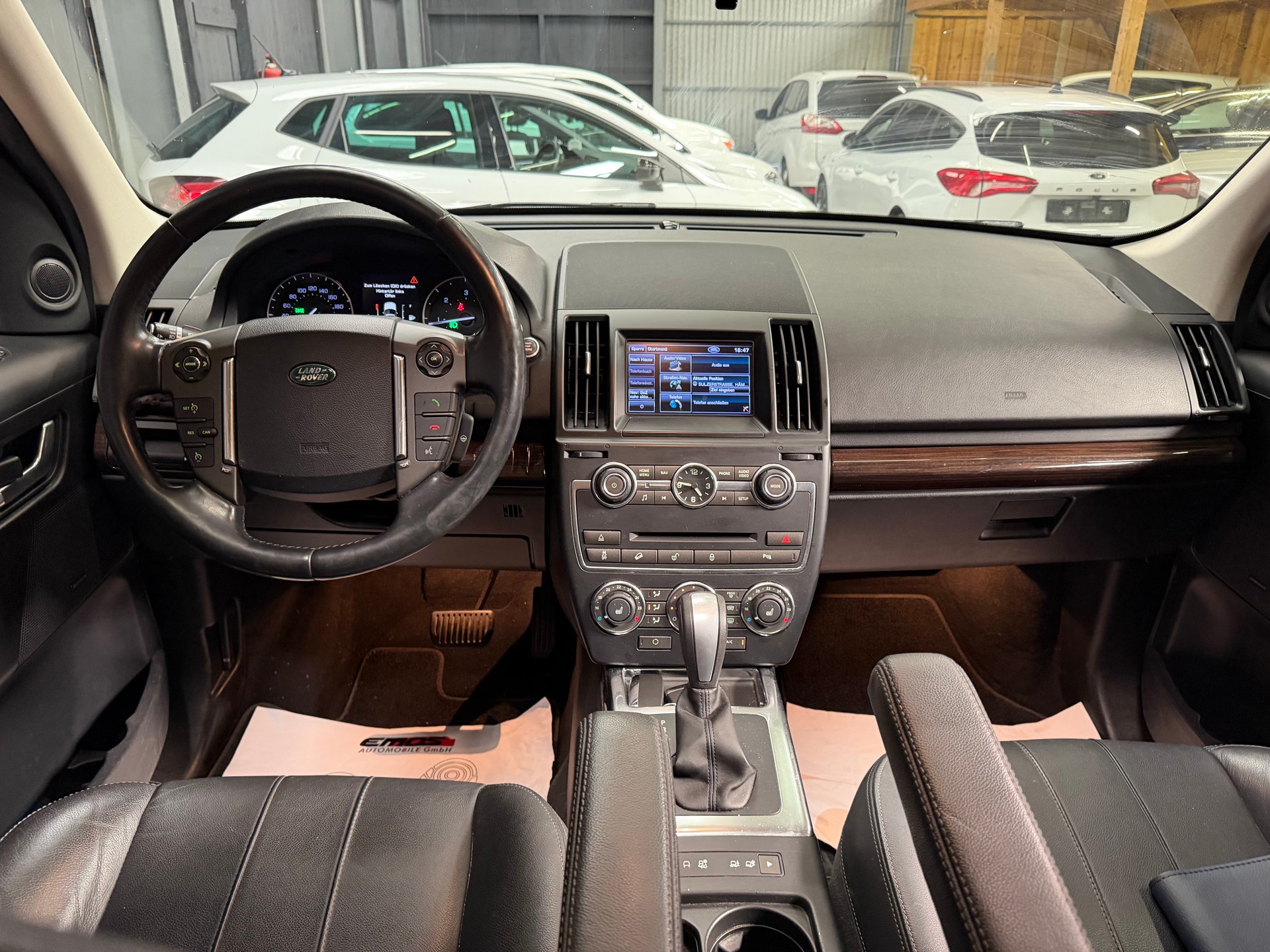 LAND ROVER Freelander 2.2 SD4 HSE Automatic-image-7