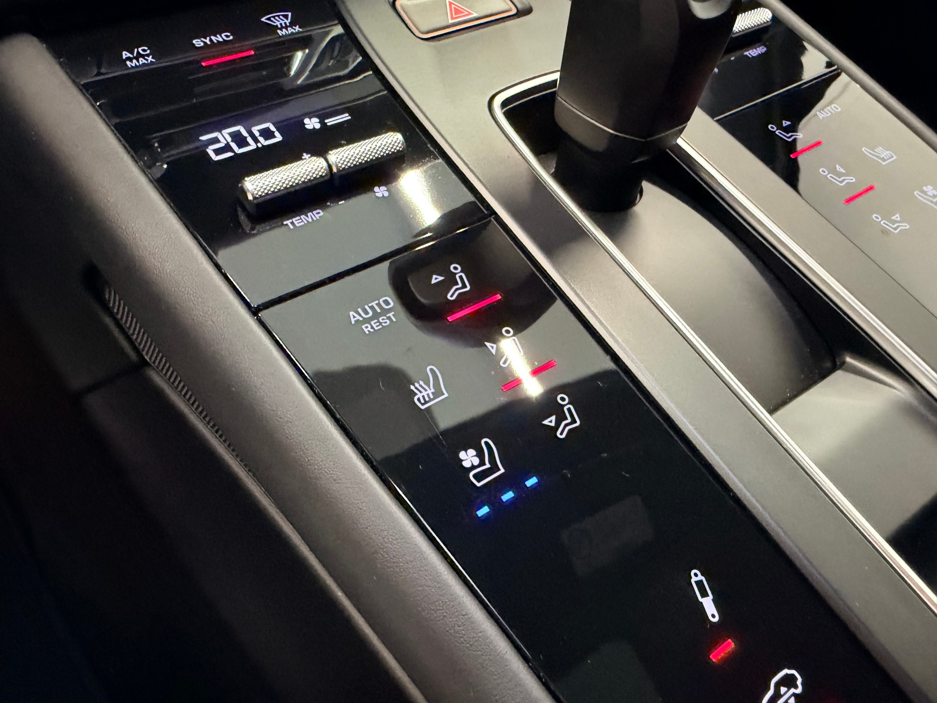 PORSCHE Macan GTS PDK-image-28
