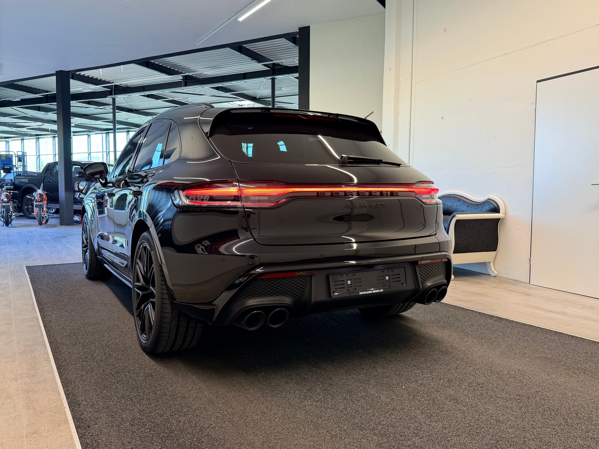 PORSCHE Macan GTS PDK-image-8