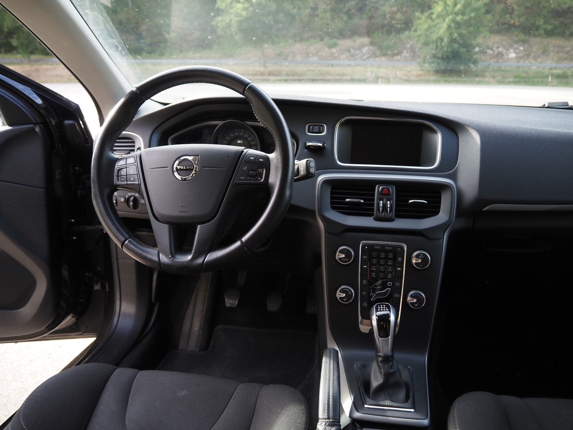 VOLVO 2.0 D2 Kinetic S/S-image-9