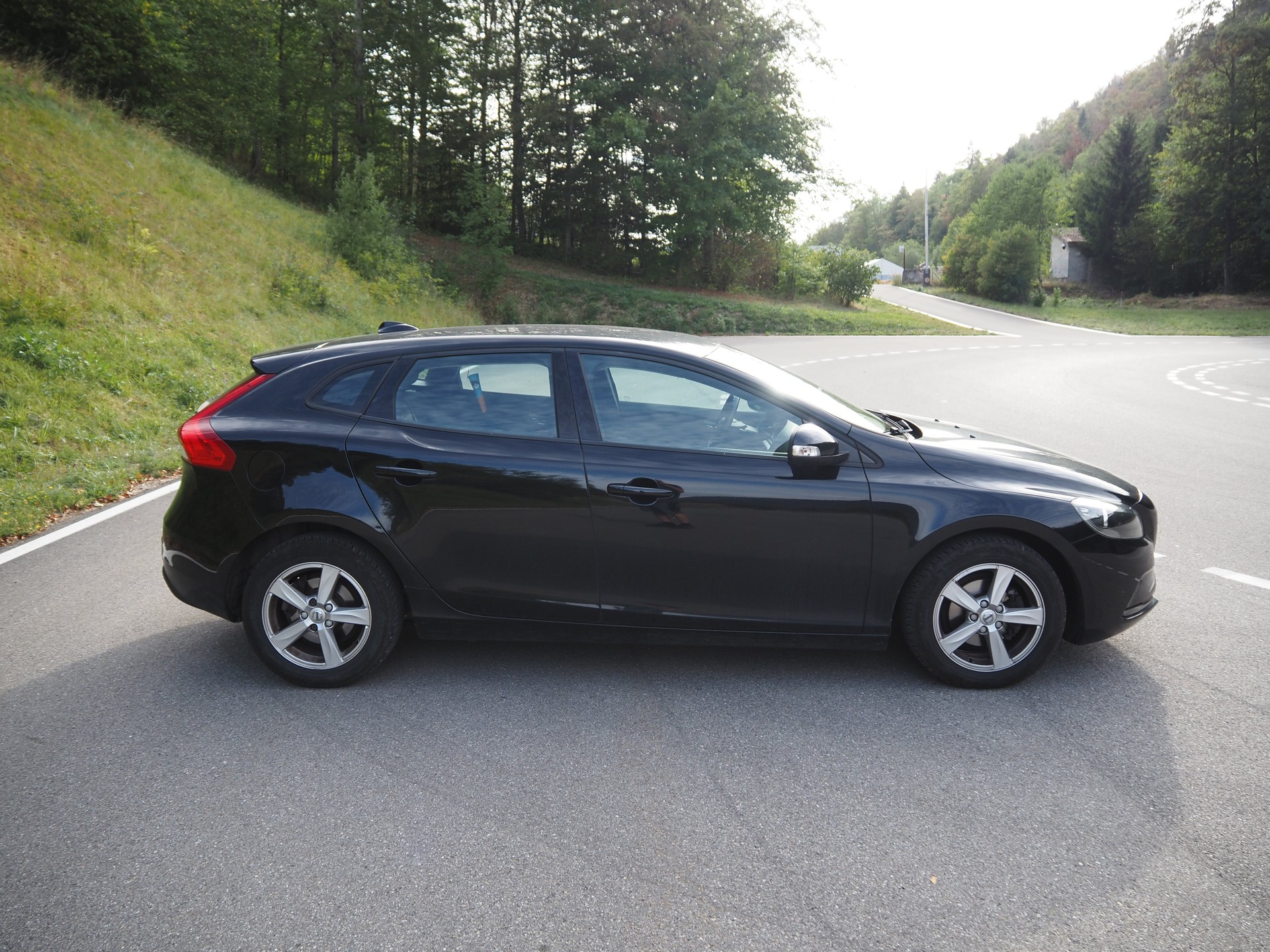 VOLVO 2.0 D2 Kinetic S/S-image-3