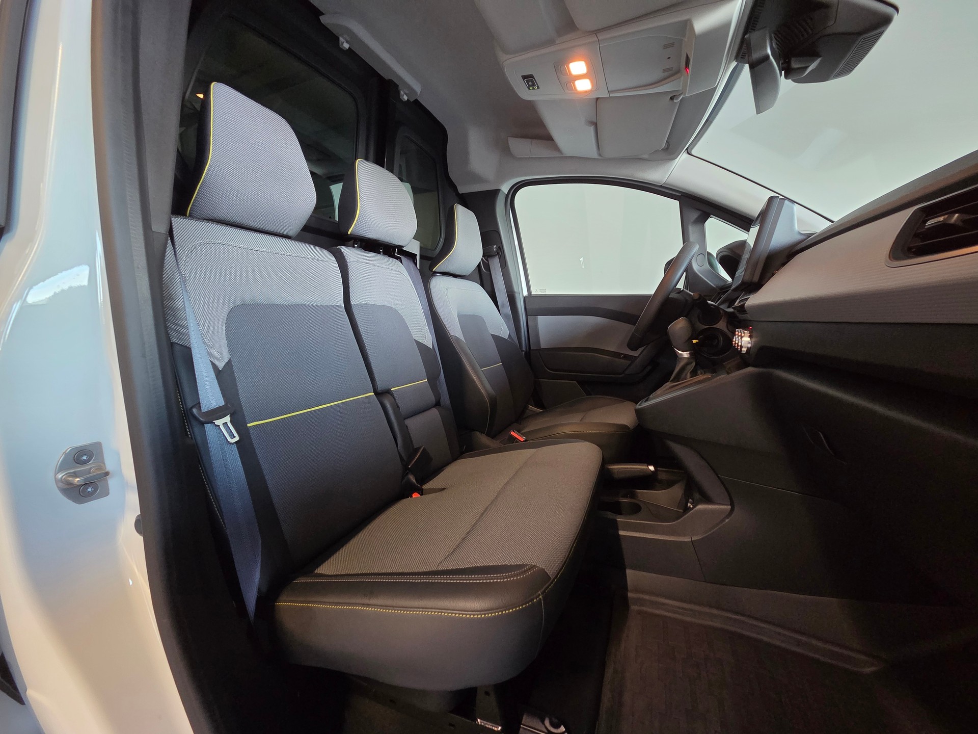 RENAULT Kangoo Van E-Tech Electric EV45 Advance-image-5