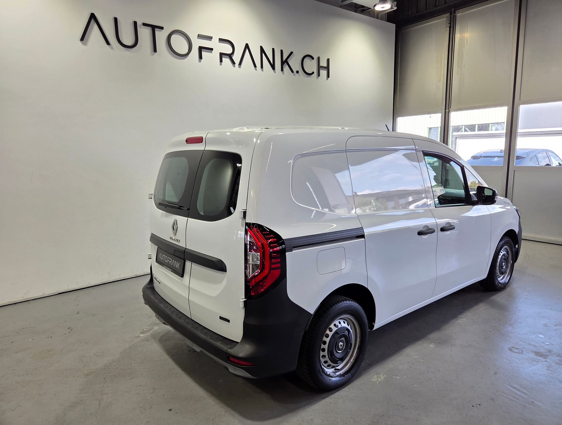 RENAULT Kangoo Van E-Tech Electric EV45 Advance-image-14