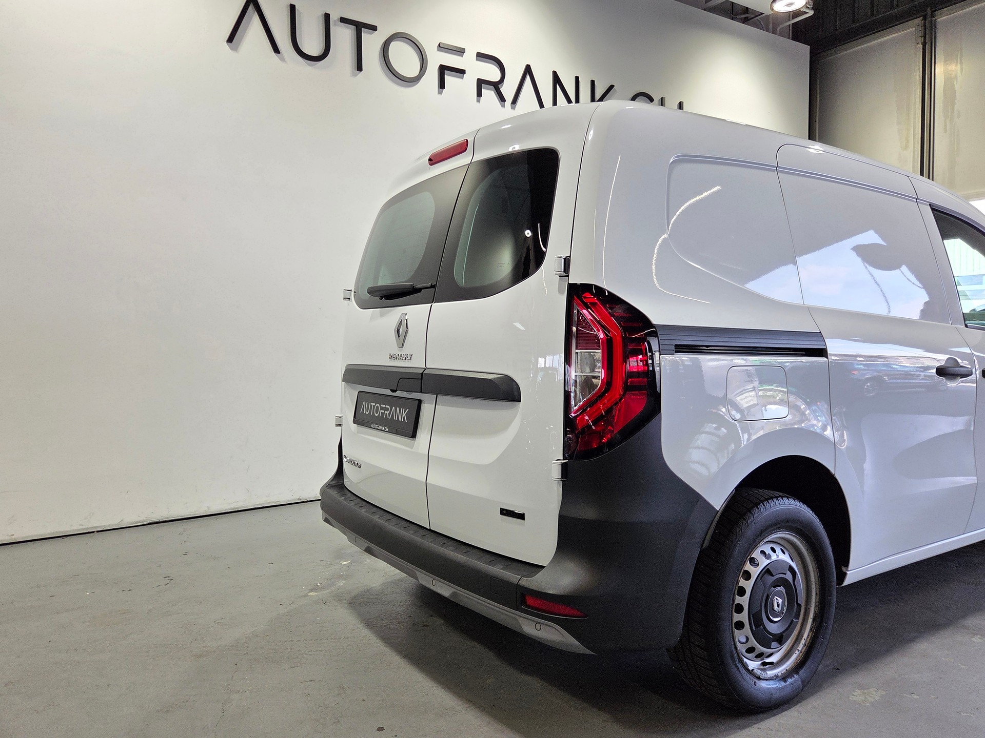 RENAULT Kangoo Van E-Tech Electric EV45 Advance-image-9