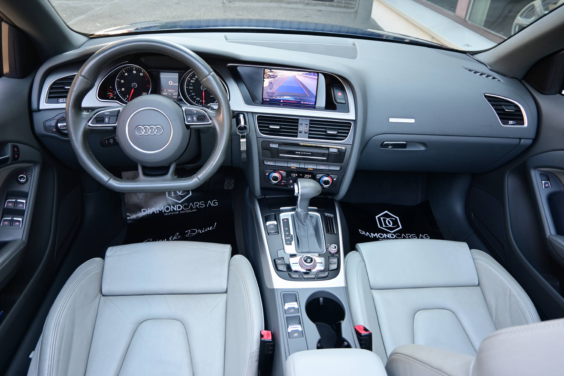 AUDI A5 Cabriolet 3.0 V6 TFSI S-Line quattro S-Tronic-image-9