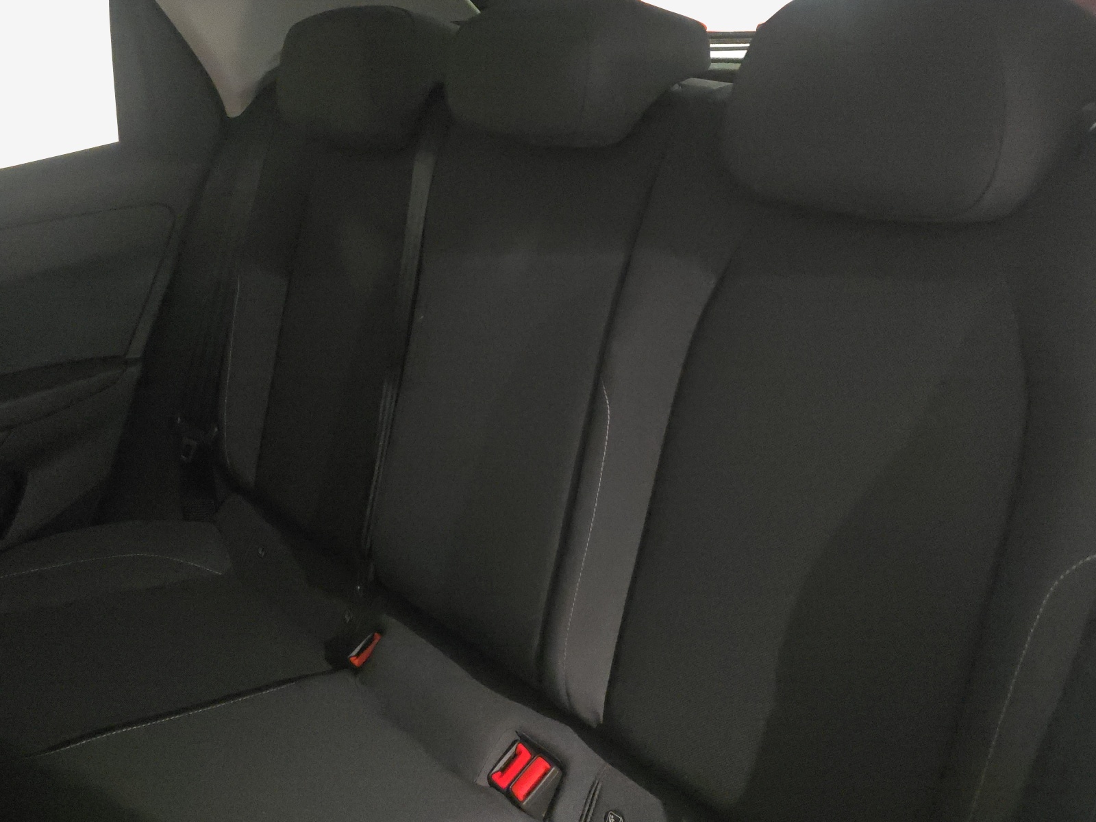 VW ID.Polo 52 kWh Life Edition One-image-11