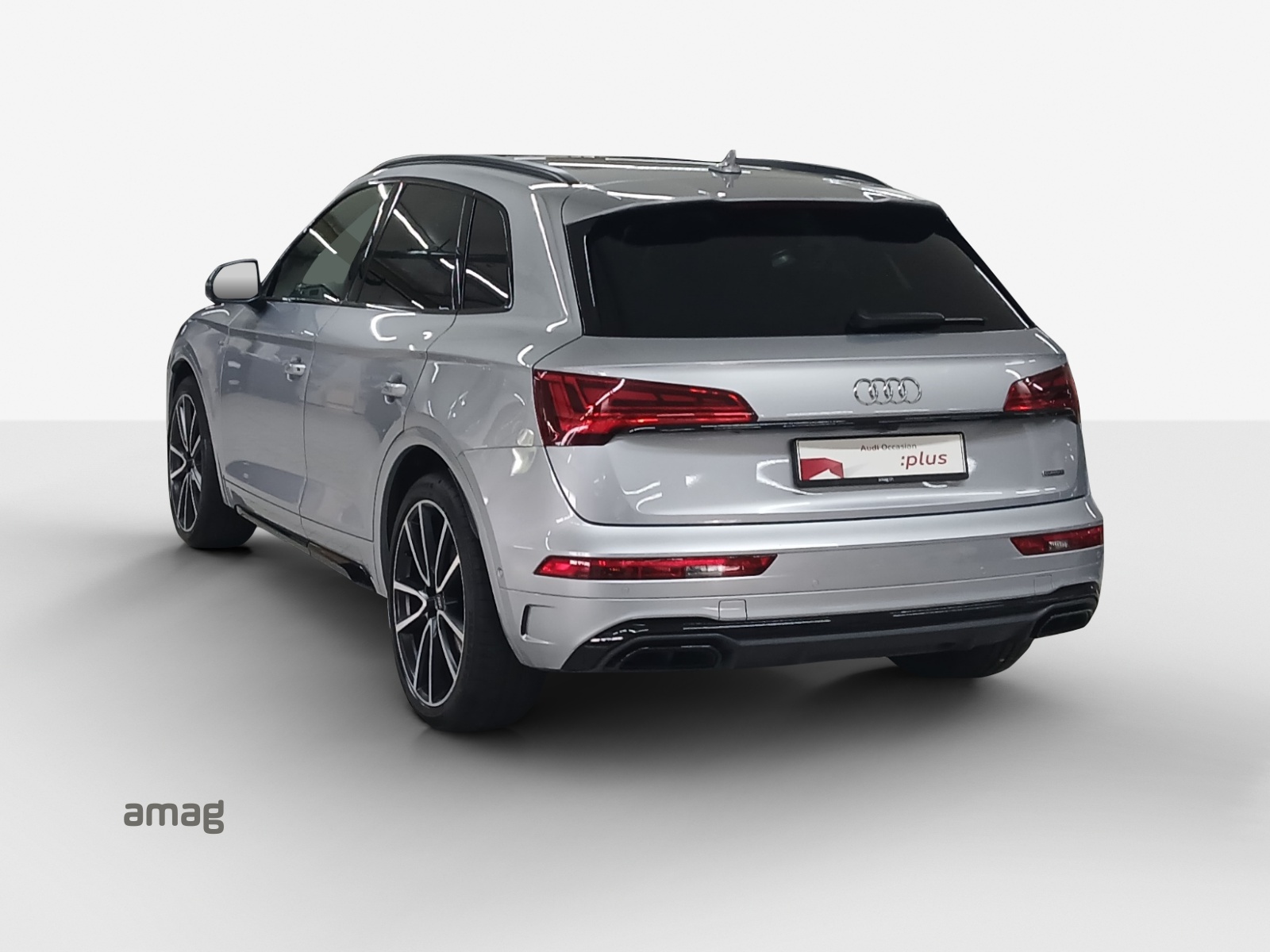 AUDI Q5 40 TDI Black Edition quattro S-tronic-showroom-element-2