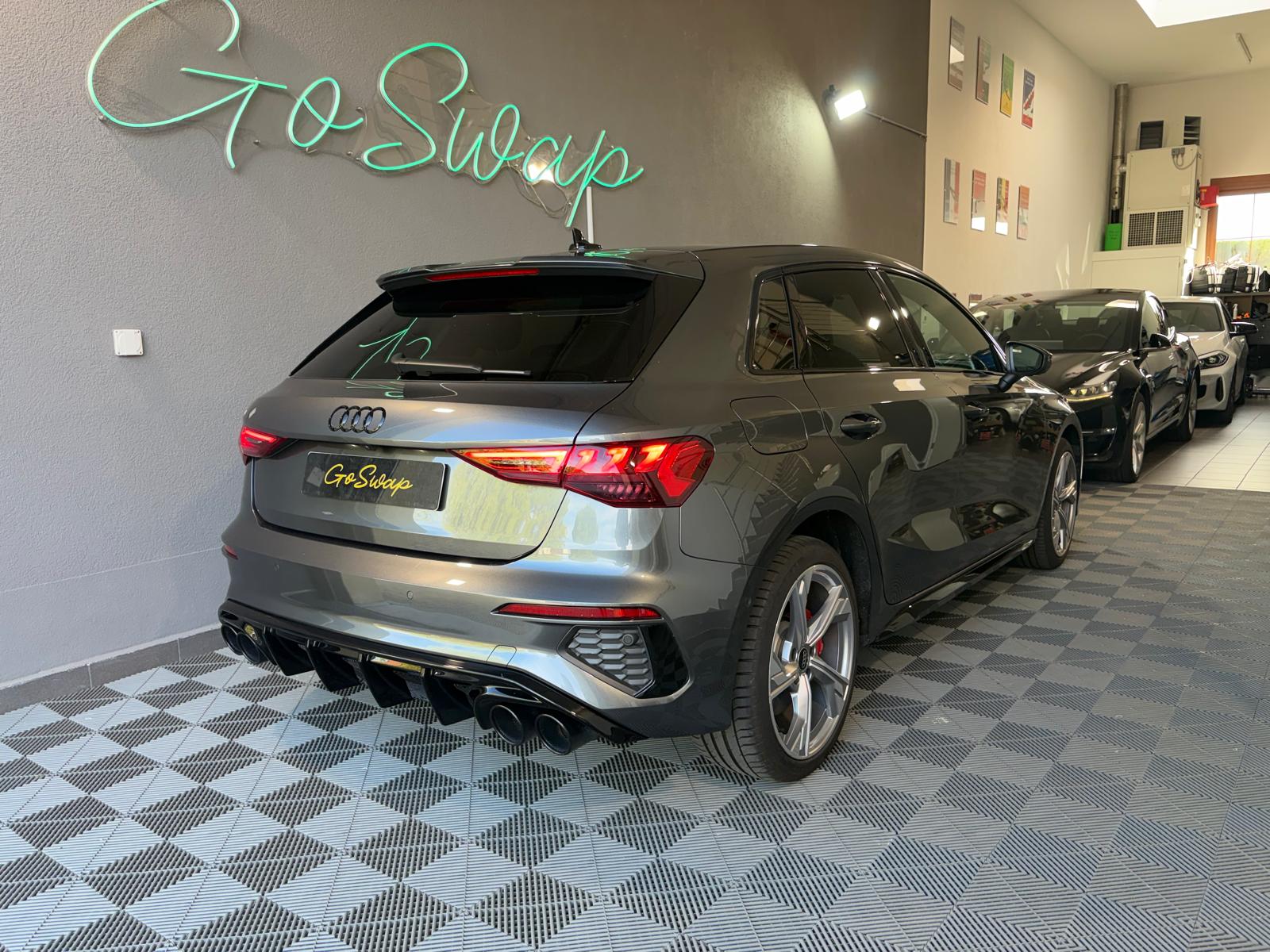 AUDI A3 Sportback 45 TFSI e S line S-tronic - Caméra 360-showroom-element-2