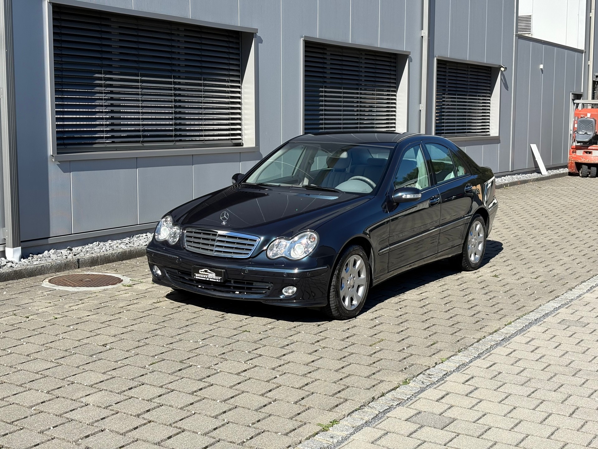 MERCEDES-BENZ C 240 Elégance Automatic Frisch ab MFK 03.09.2026 Ab Service
