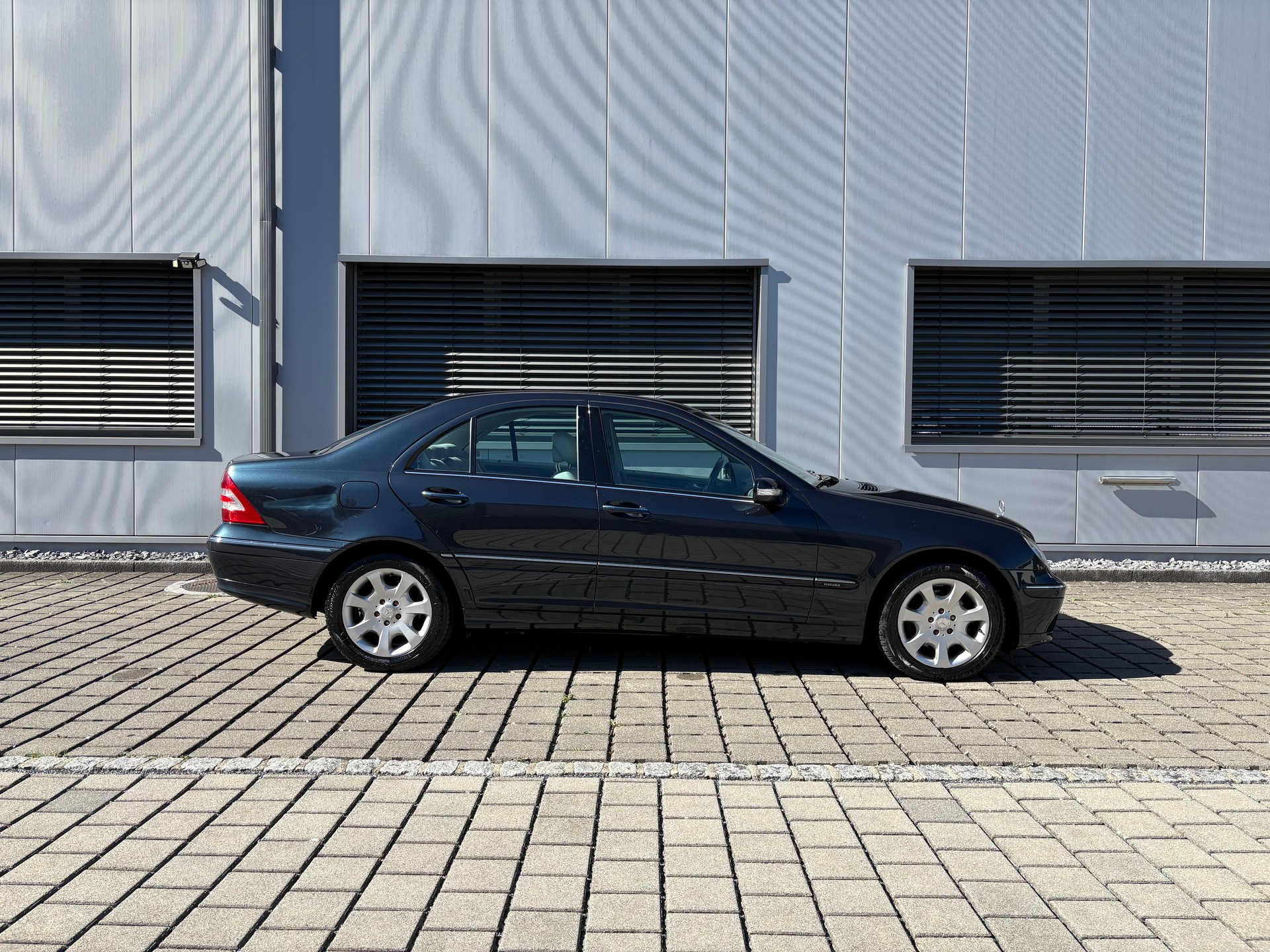 MERCEDES-BENZ C 240 Elégance Automatic Frisch ab MFK 03.09.2026 Ab Service-image-11
