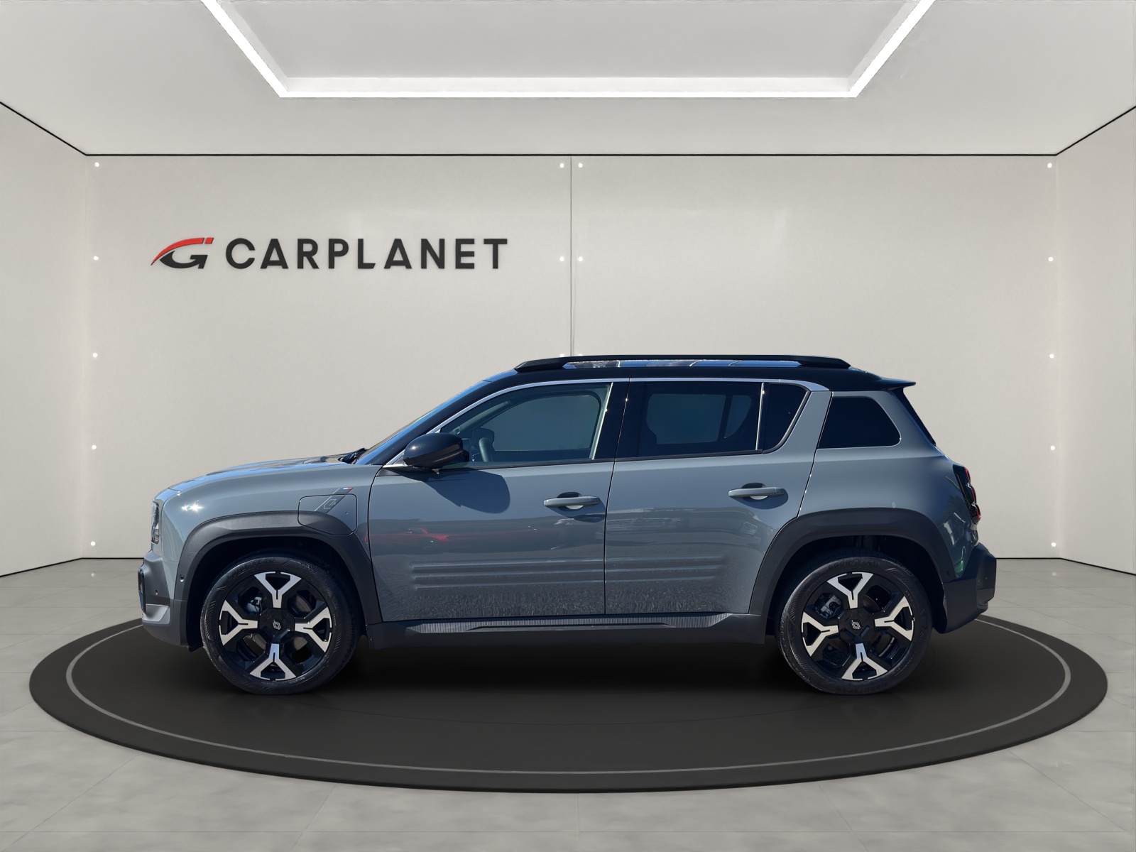 RENAULT R4 E-Tech Comfort Range techno-showroom-element-2