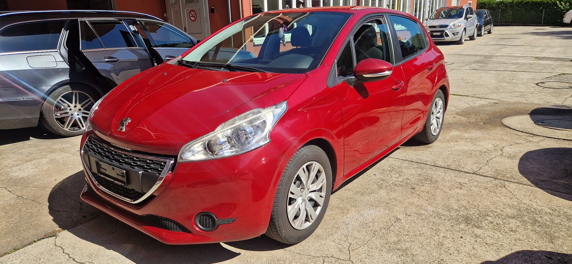 PEUGEOT 208 1.2 VTI Active