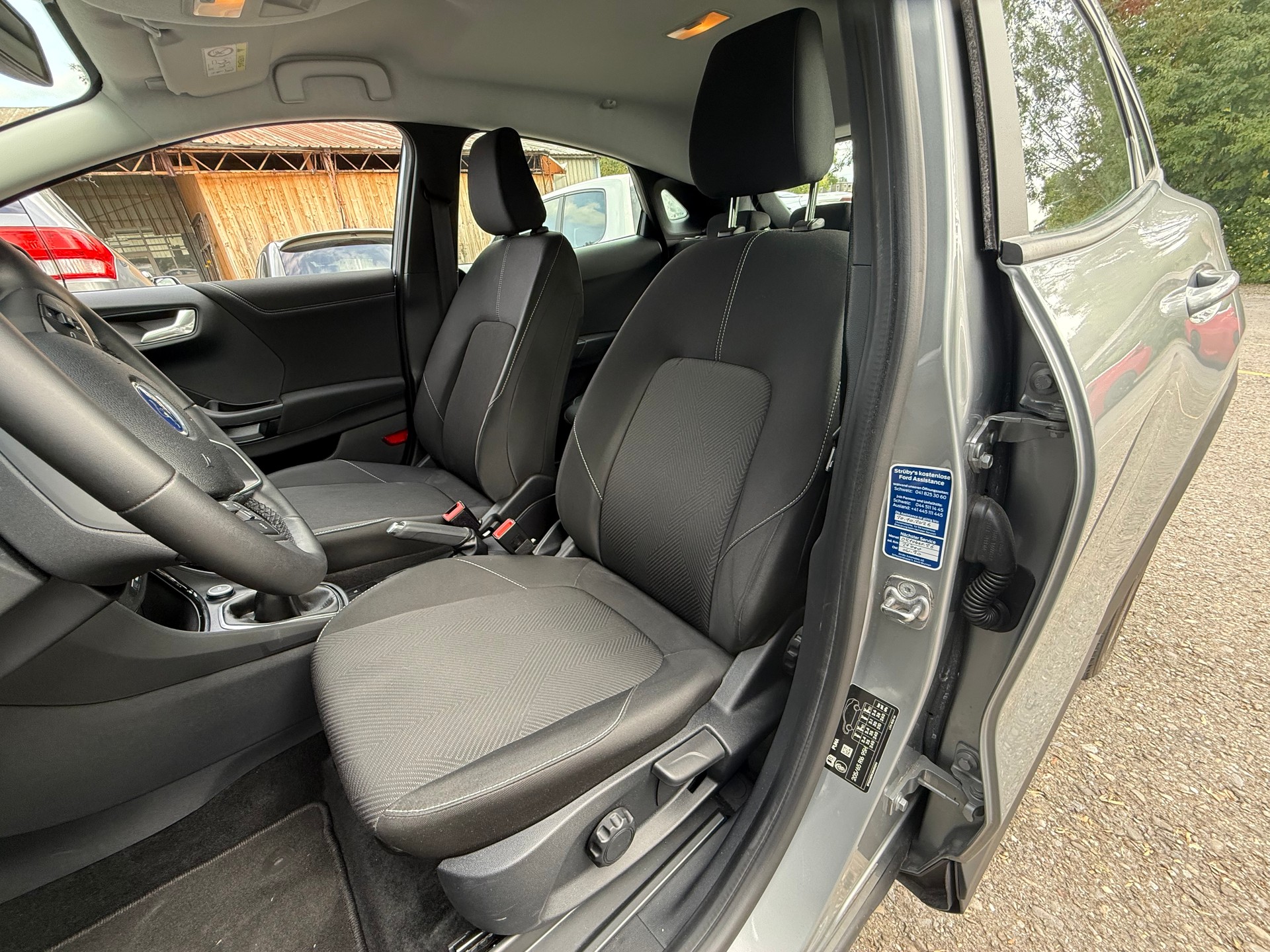 FORD Puma 1.0 SCTi Cool & Connect-image-8