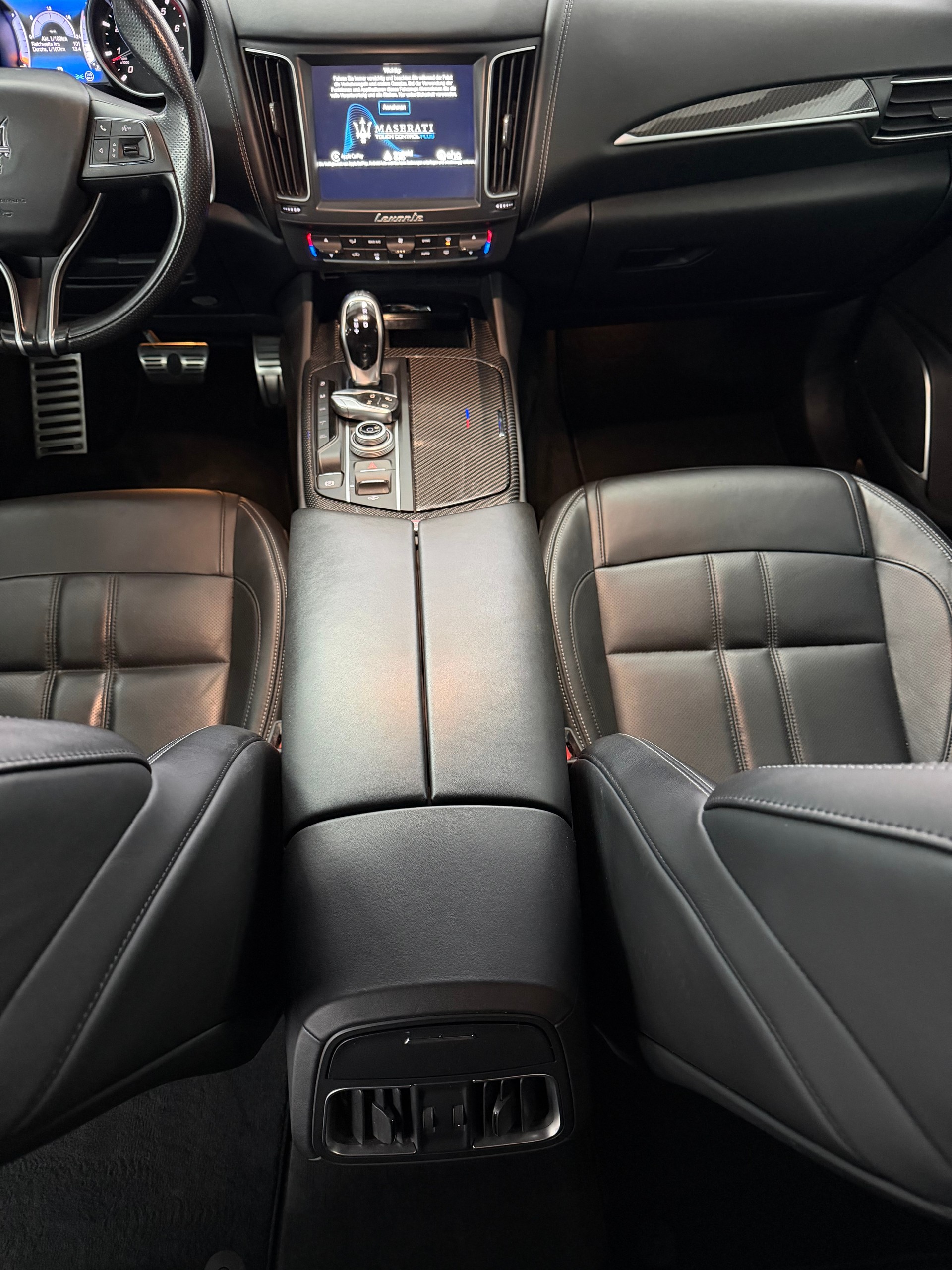 MASERATI Levante S 3.0 V6 Automatica-image-10