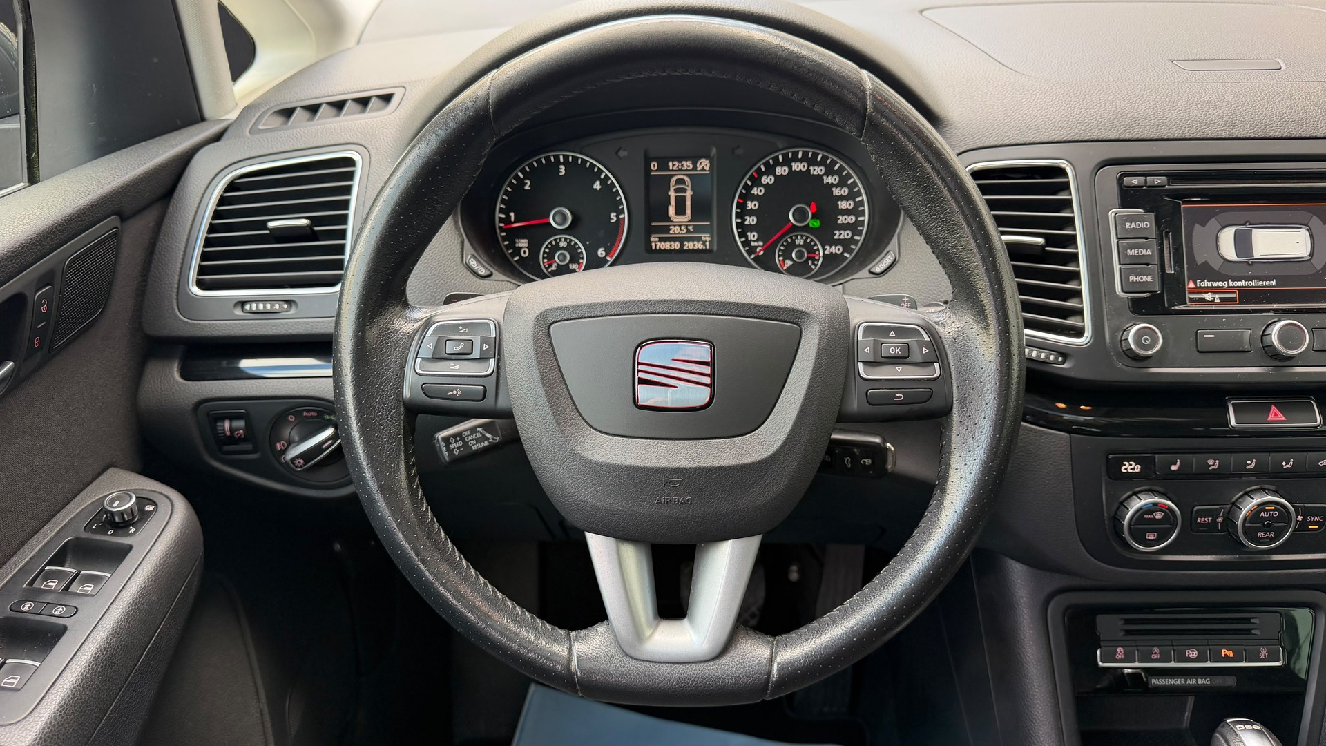 SEAT Alhambra 2.0 TDI Style Eco DSG-image-13