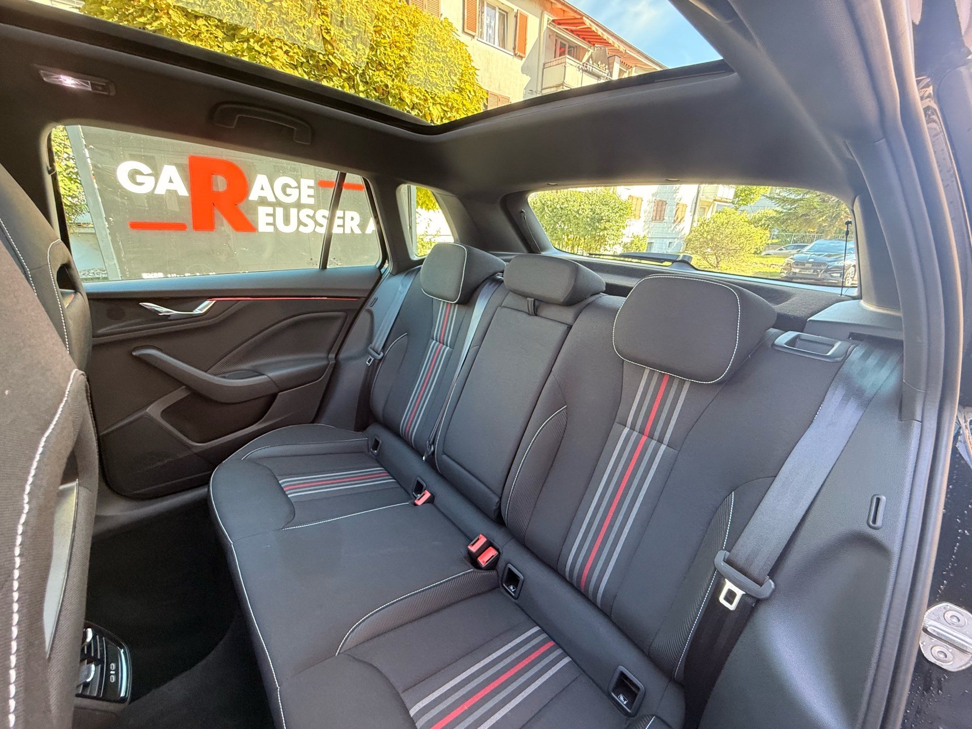 SKODA Kamiq Monte Carlo ***ANHÄNGERKUPPLUNG & 5 JAHRE SKODA WERKSGARANTIE ***-image-26