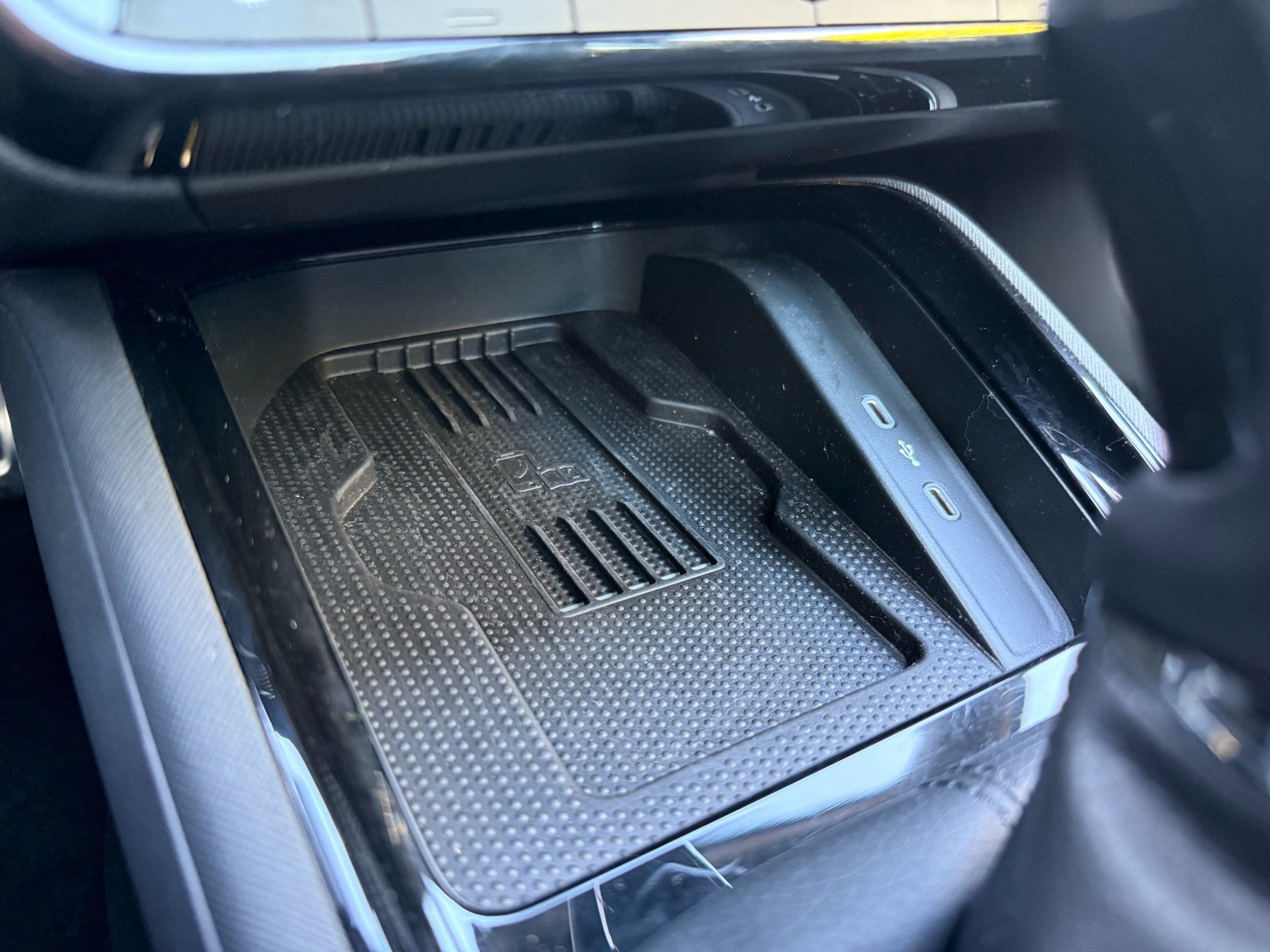 SKODA Kamiq Monte Carlo ***ANHÄNGERKUPPLUNG & 5 JAHRE SKODA WERKSGARANTIE ***-image-21