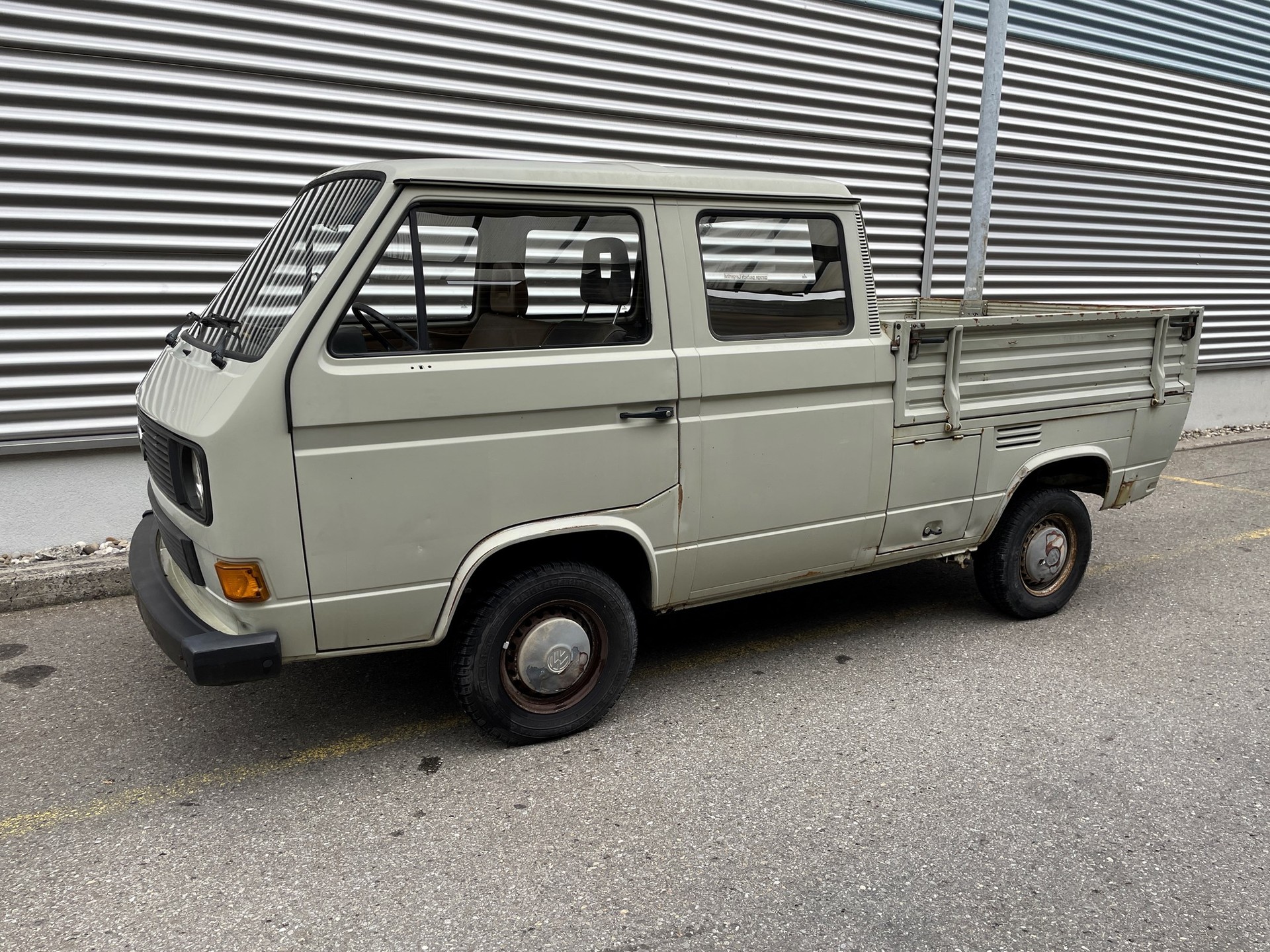 VW T2 Pick up-showroom-element-2