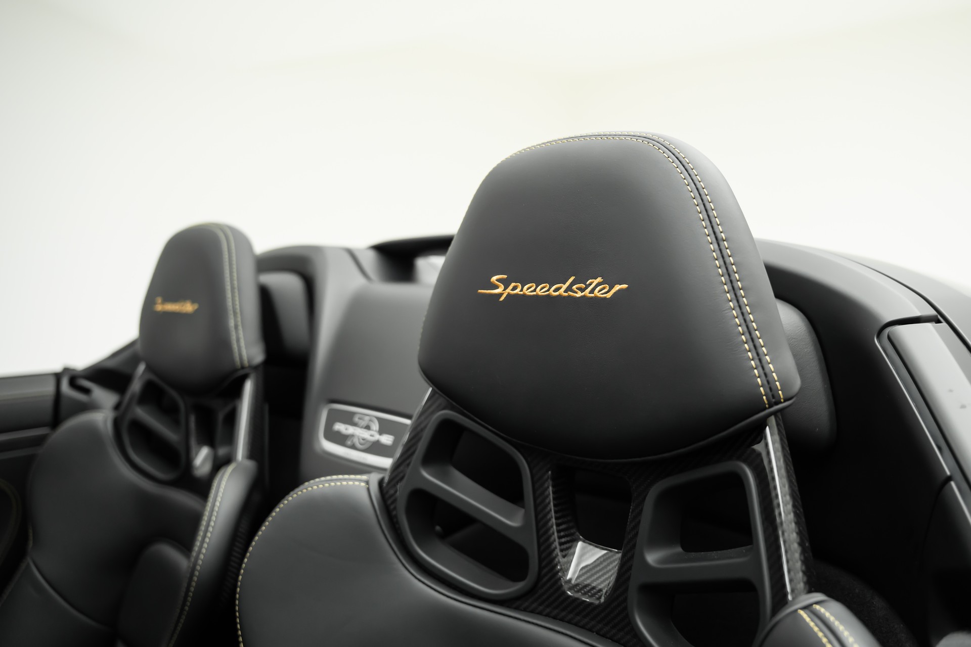 PORSCHE 911 Speedster-image-16