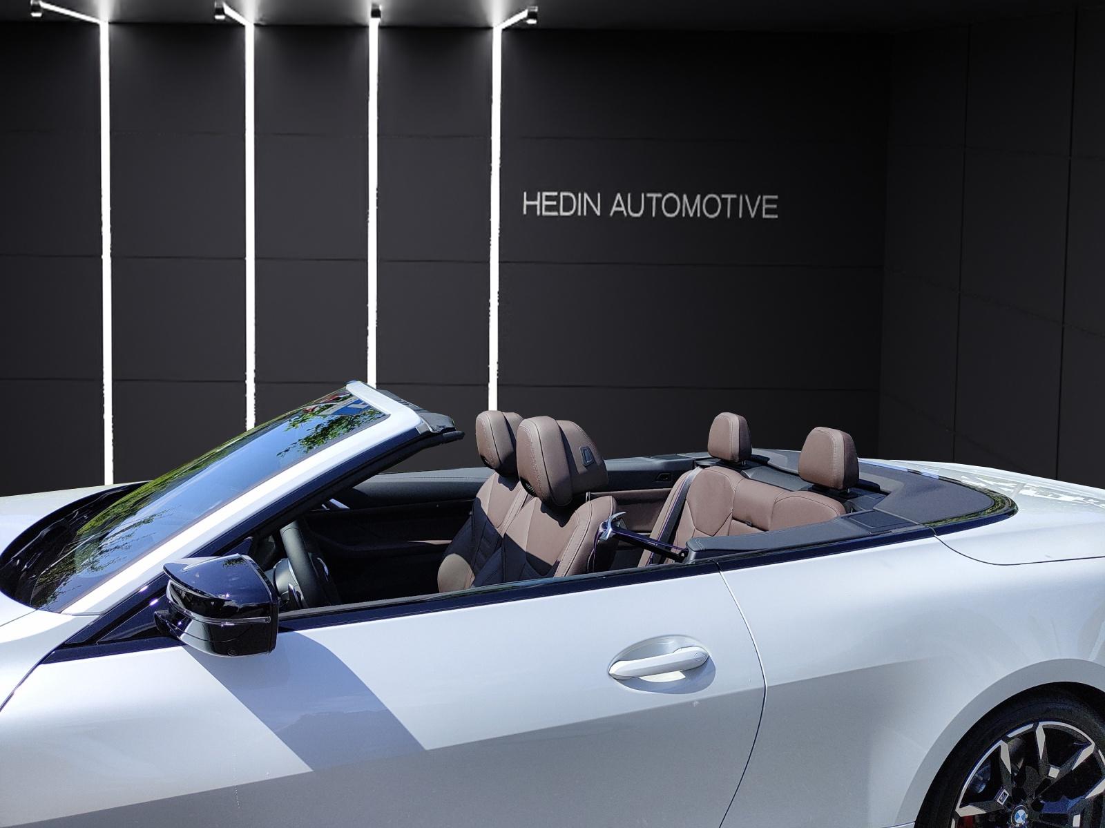 BMW M440i xDrive Cabrio-image-13