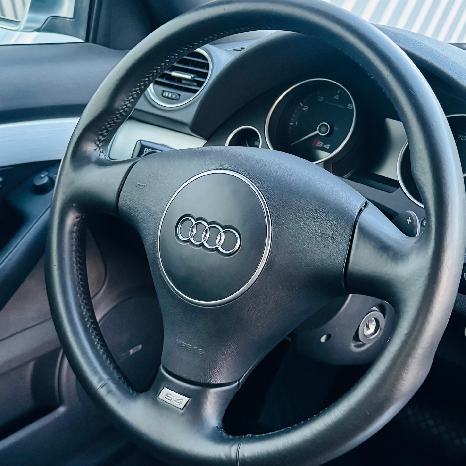 AUDI S4 4.2 V8 QUATTRO-image-20