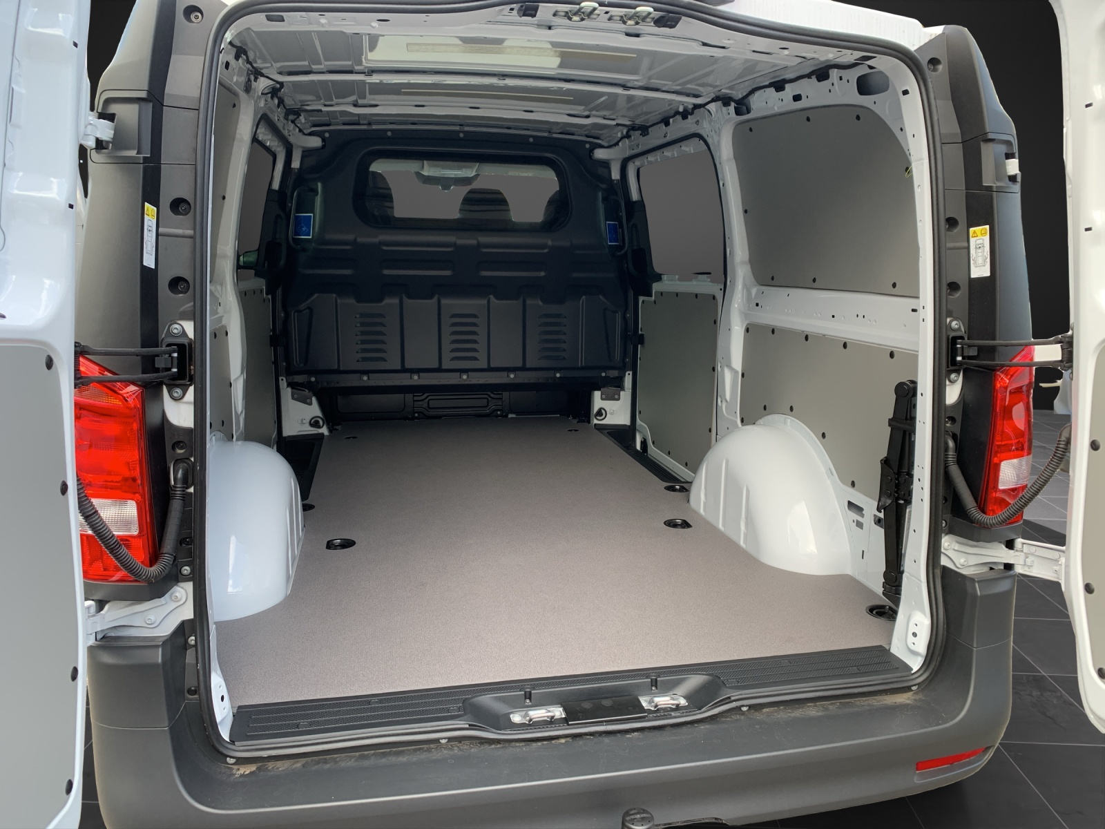 MERCEDES-BENZ Vito 114 CDI Lang Pro-image-12