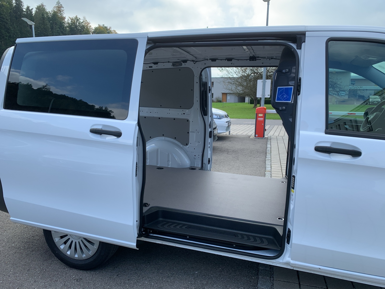 MERCEDES-BENZ Vito 114 CDI Lang Pro-image-14