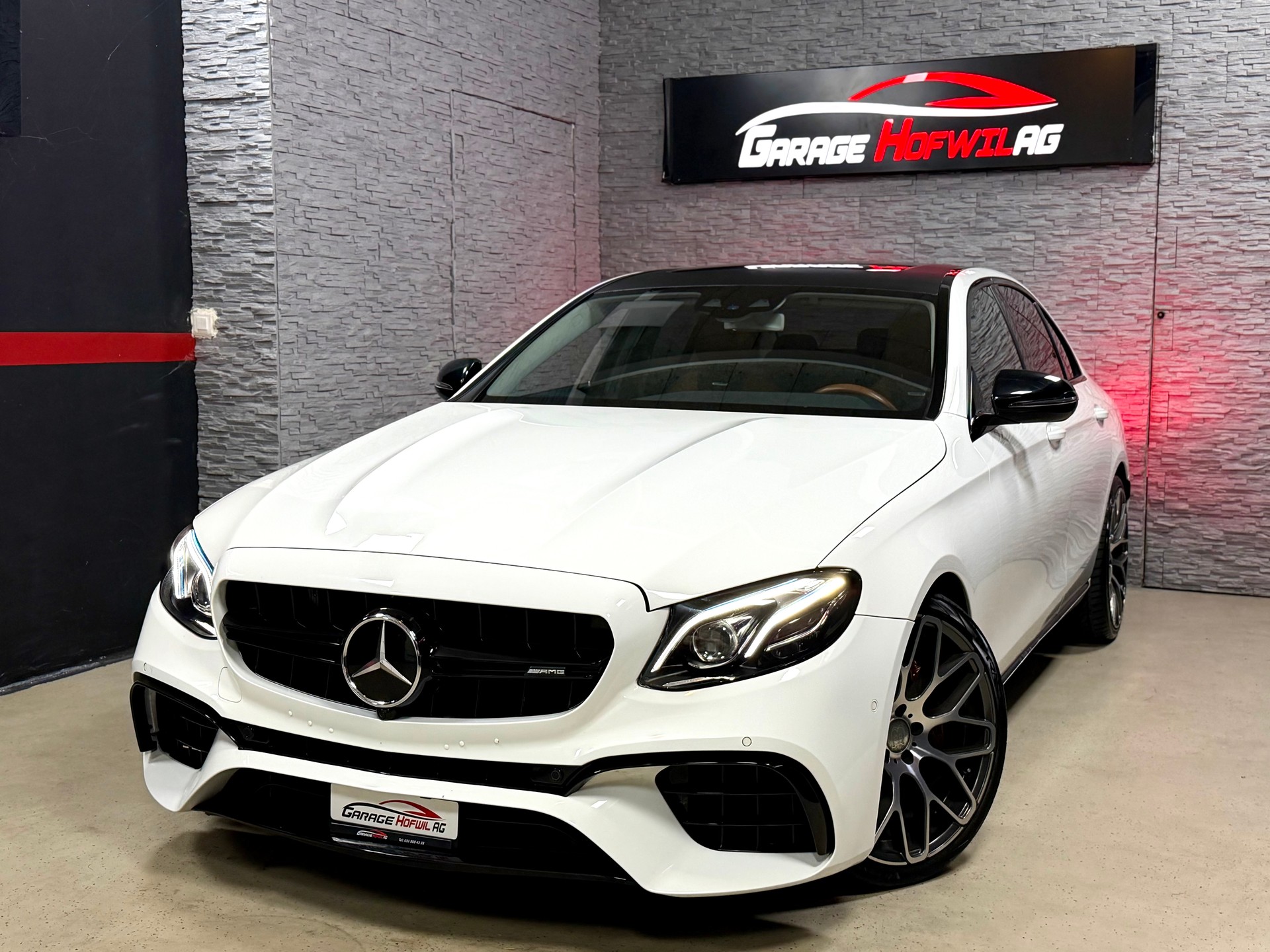 MERCEDES-BENZ E 350 d AMG LINE 9G-Tronic-image-2