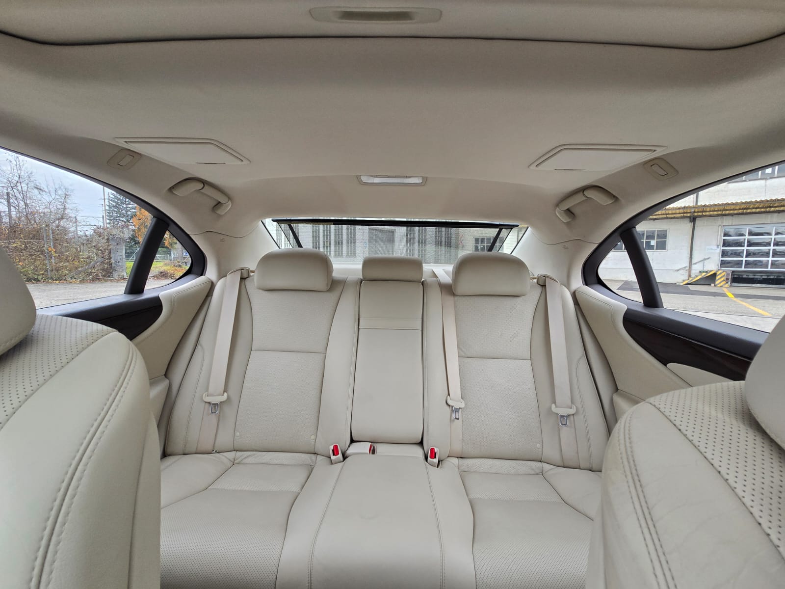 LEXUS LS 460 Automatic-image-14