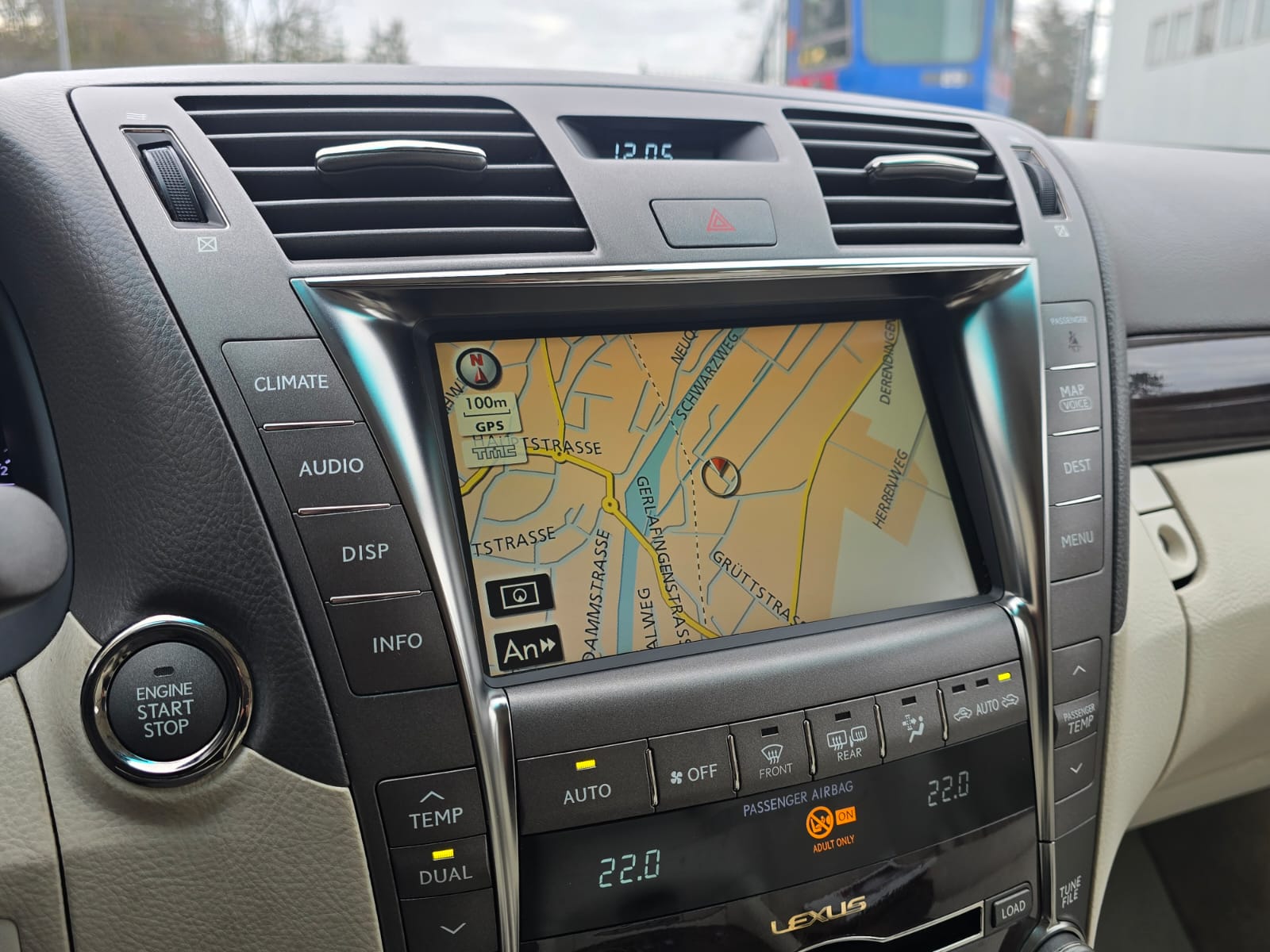 LEXUS LS 460 Automatic-image-26