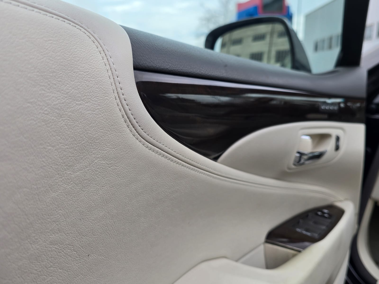 LEXUS LS 460 Automatic-image-22