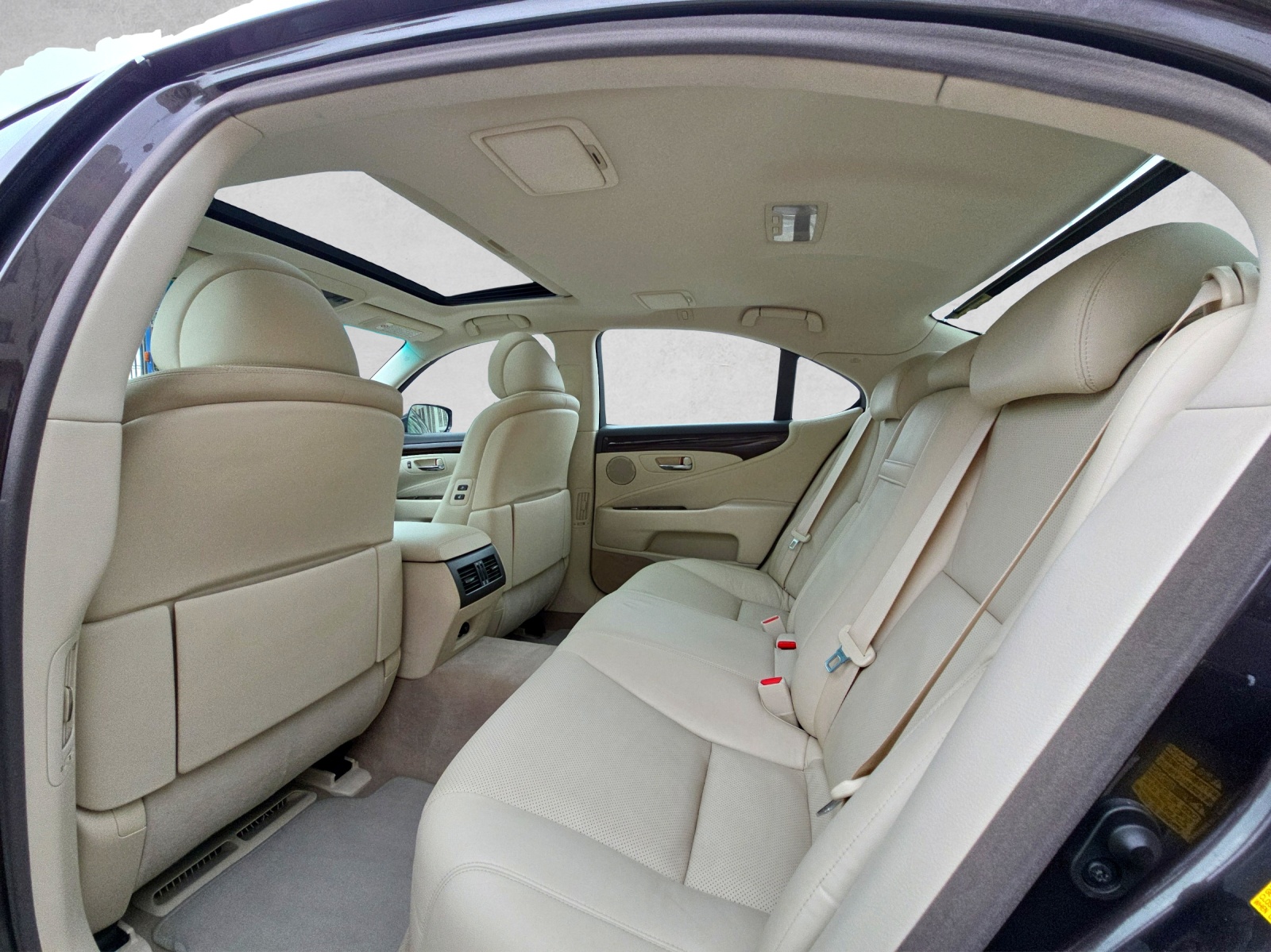 LEXUS LS 460 Automatic-image-13