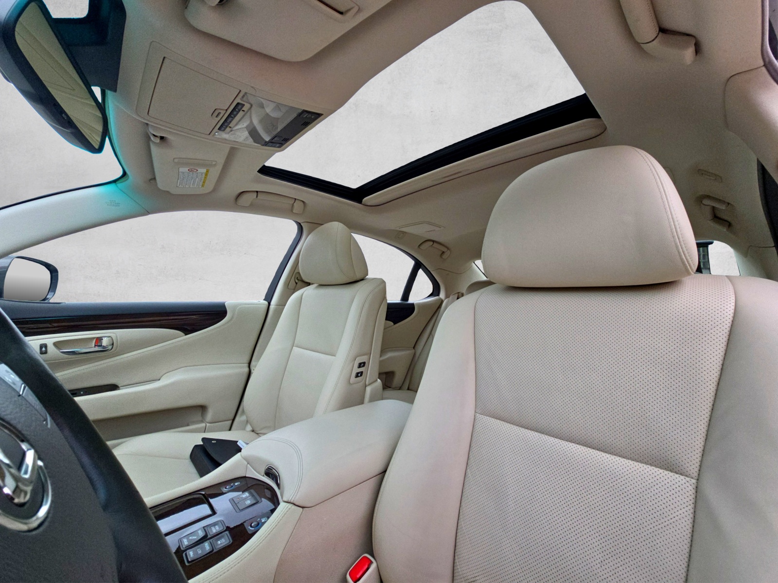 LEXUS LS 460 Automatic-image-12