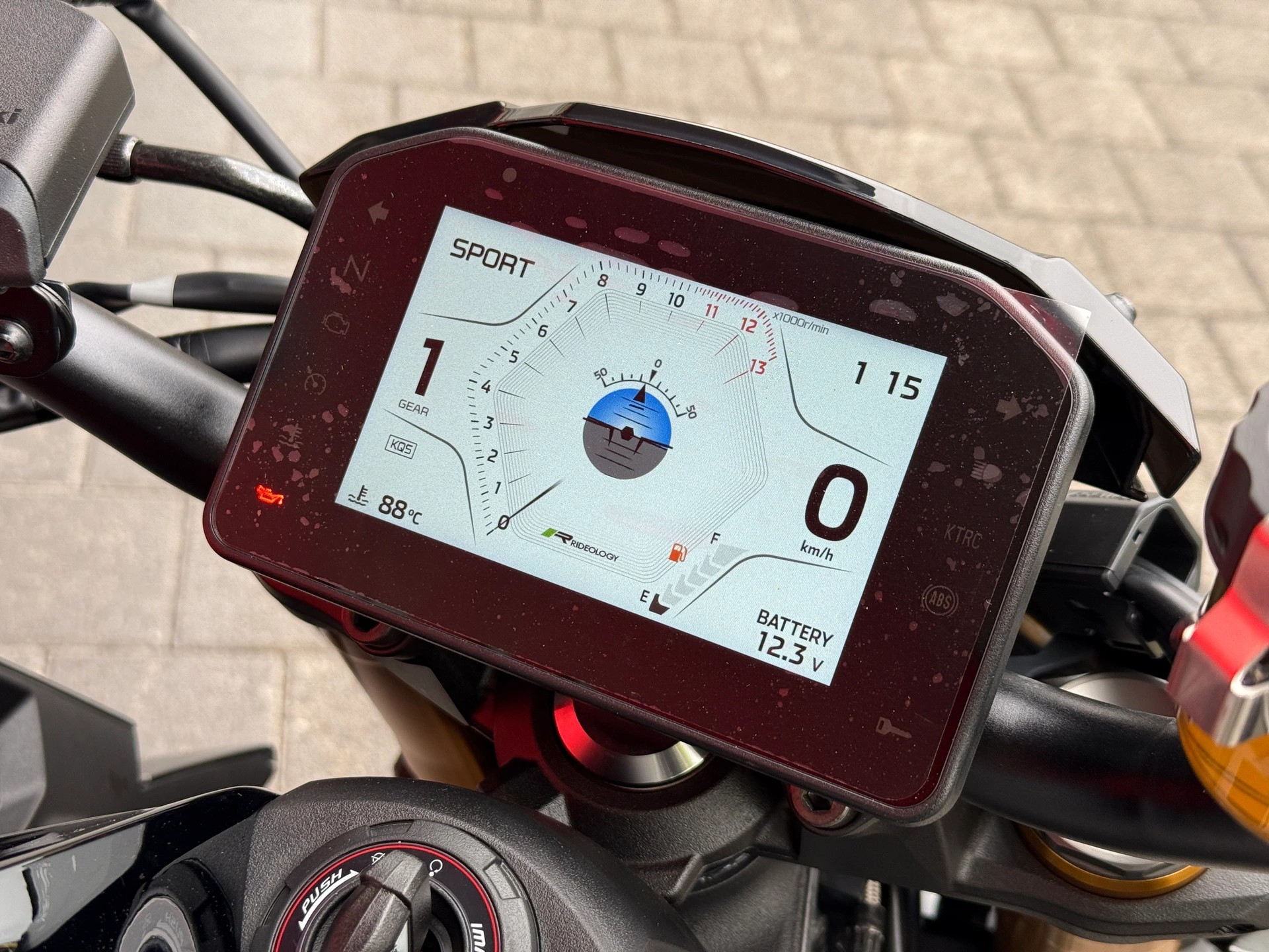 KAWASAKI Z1100 SE-image-9