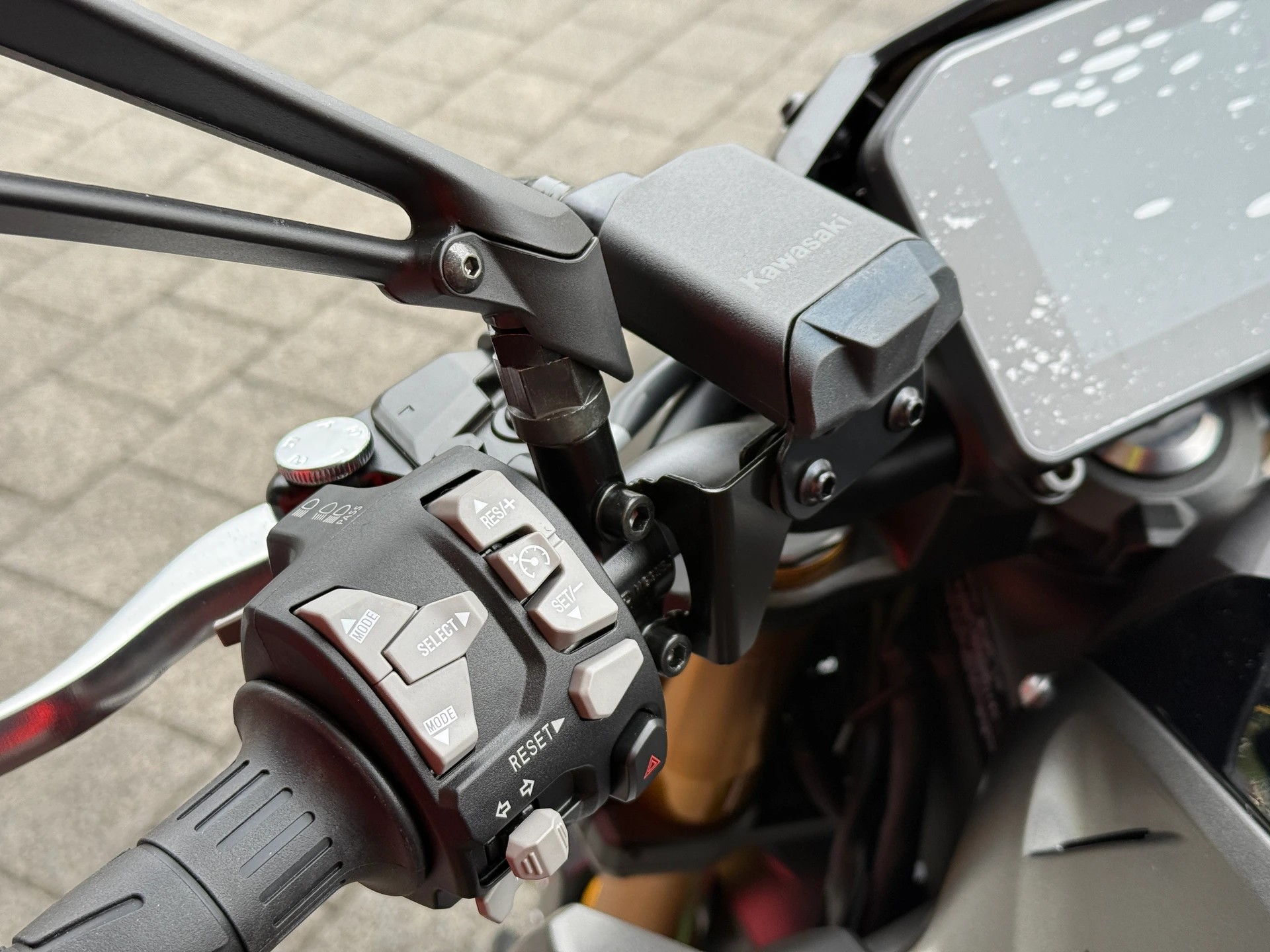 KAWASAKI Z1100 SE-image-8