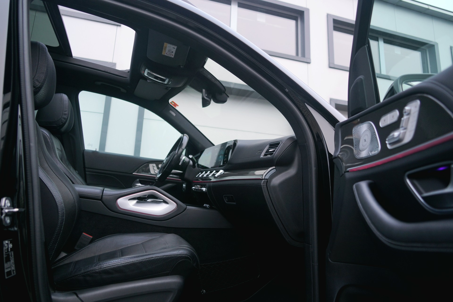 MERCEDES-BENZ GLS 580 AMG Line 4Matic 9G-Tronic (CH)-image-13