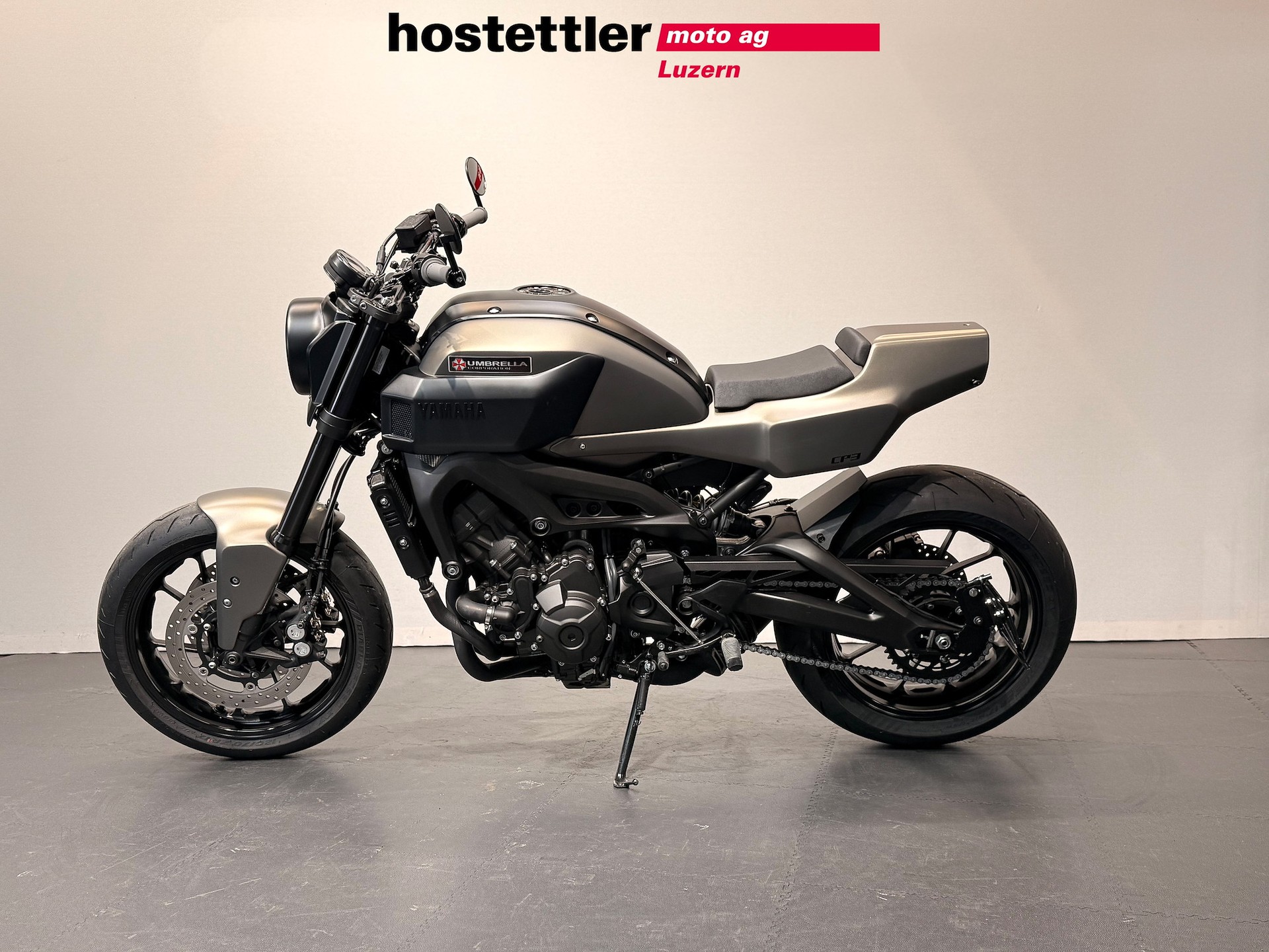 YAMAHA XSR 900-image-4