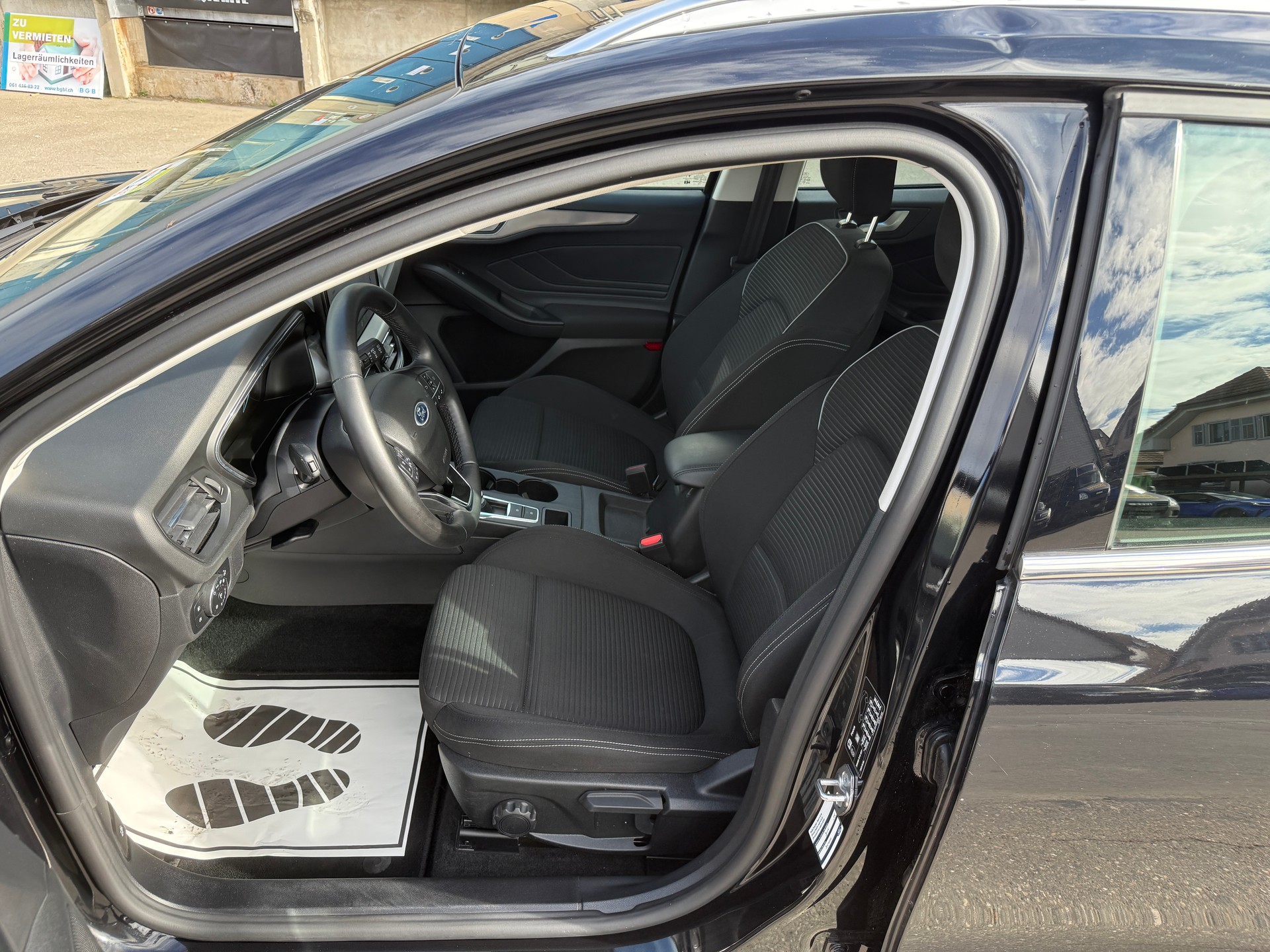 FORD Focus 1.5 EcoBlue TDCi Titanium Automatic-image-6
