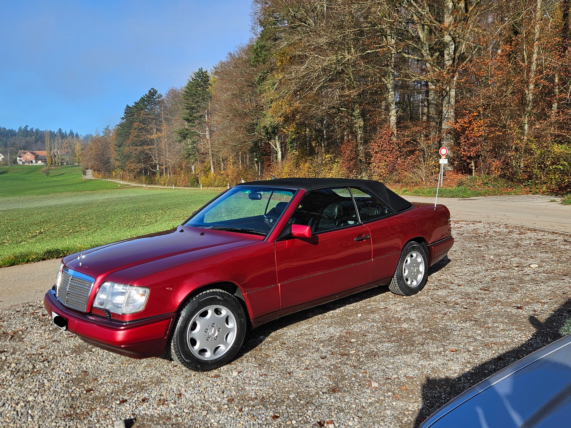 MERCEDES-BENZ E 320 Cabrio-image-1