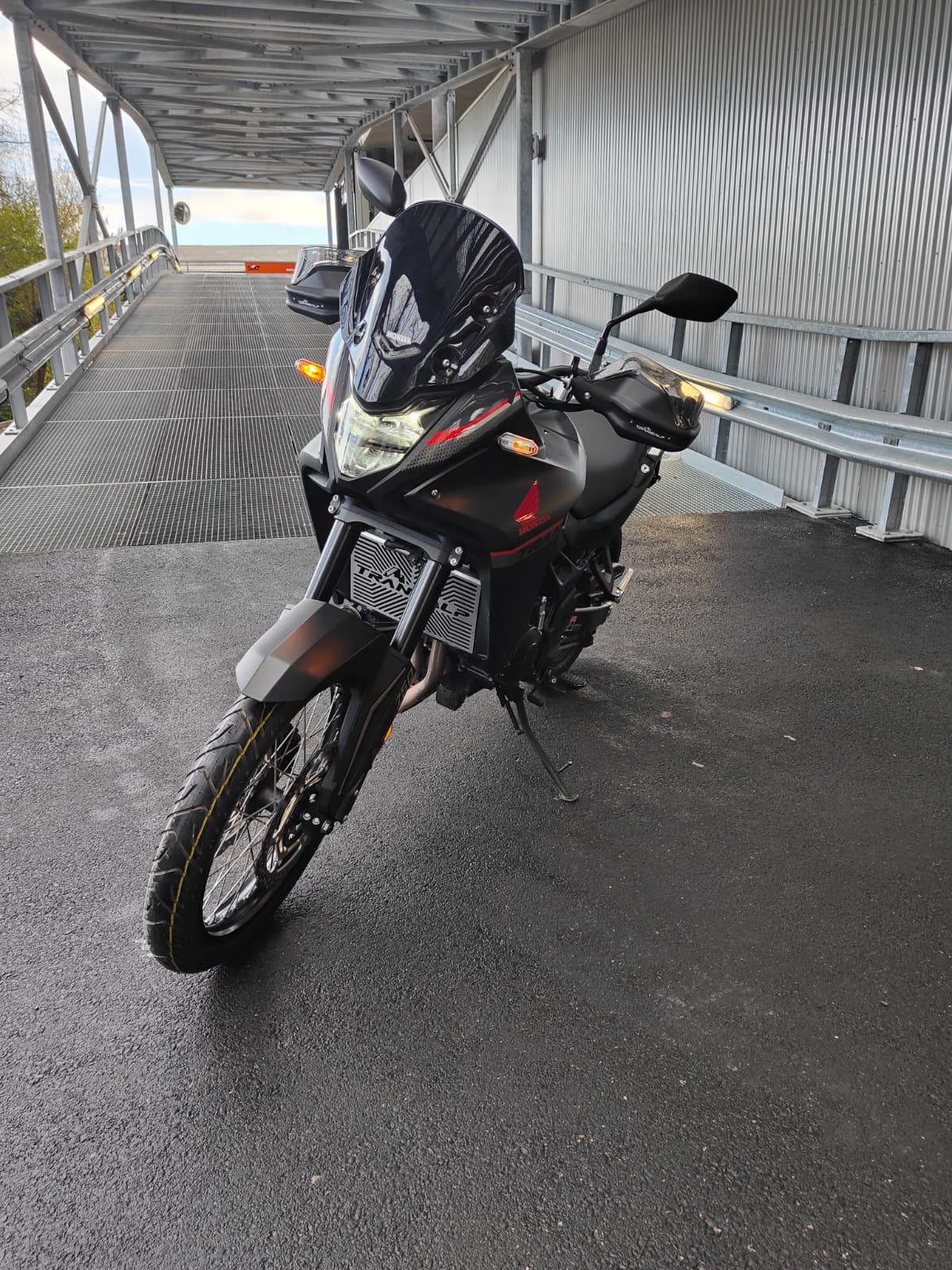 HONDA XL 750 Transalp-image-2