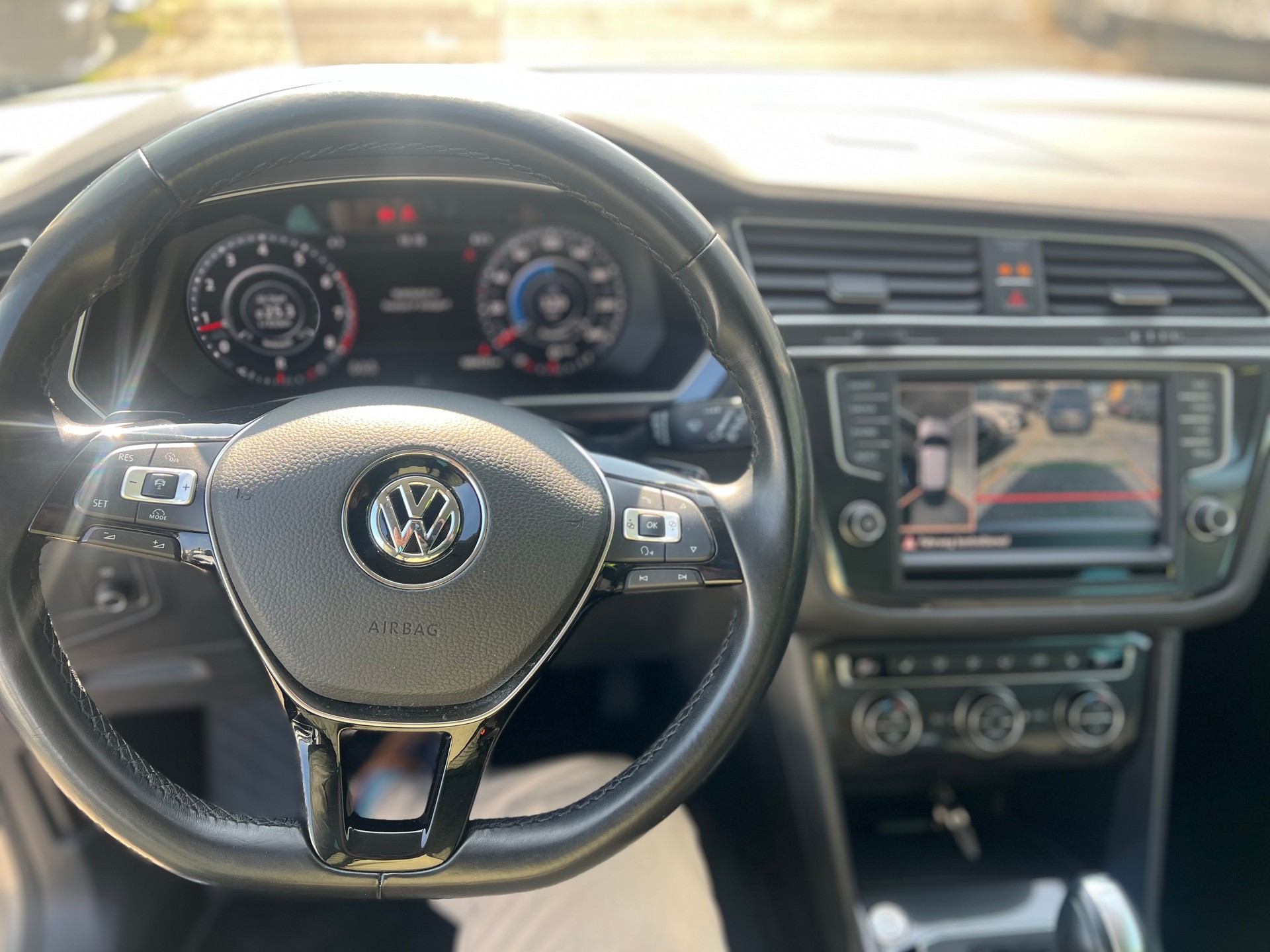 VW Tiguan 2.0TSI Highline 4Motion DSG-image-12