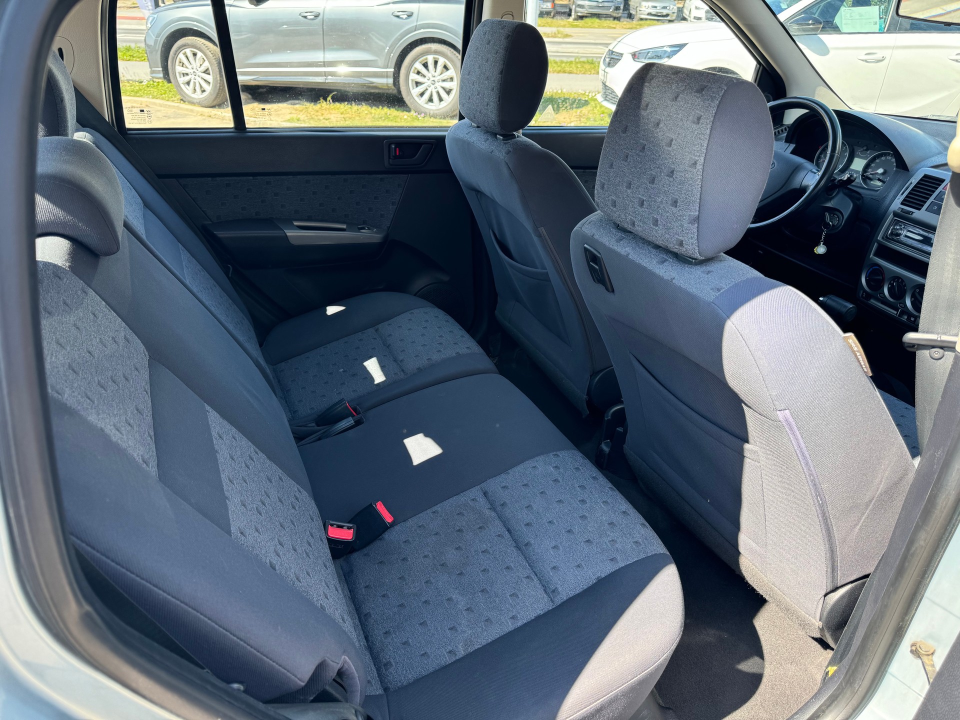 HYUNDAI Getz 1.3 GLS-image-12