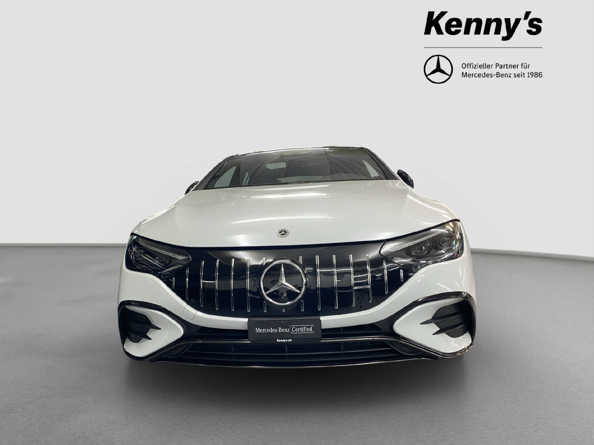 MERCEDES-BENZ EQE 43 AMG 4MATIC-showroom-element-2